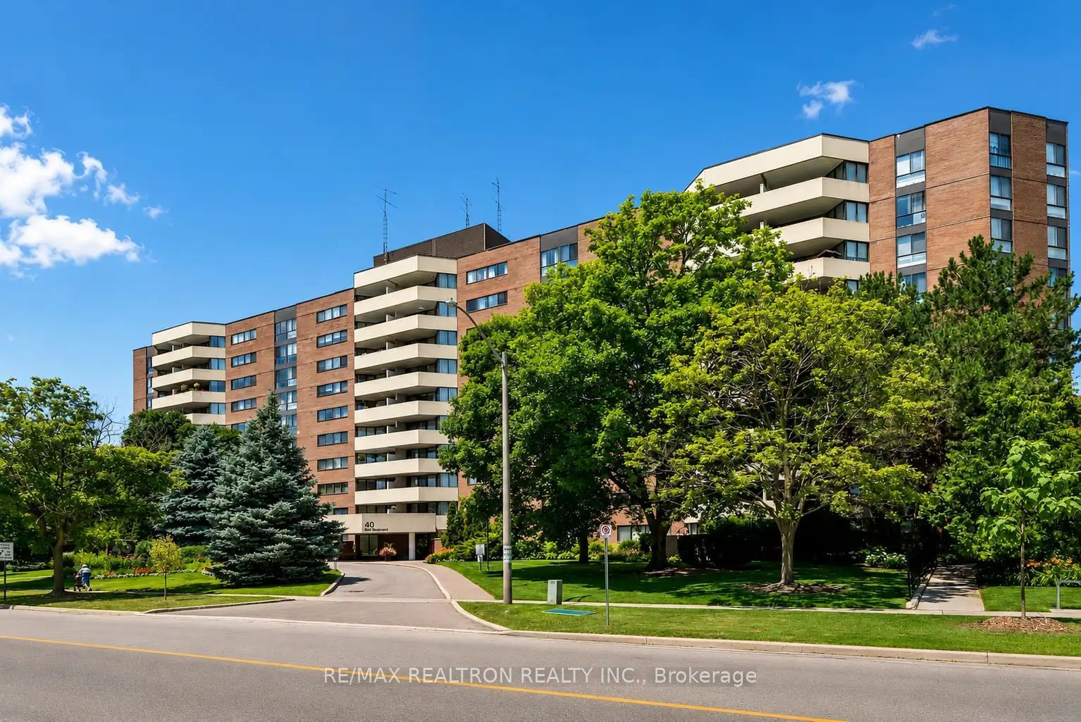 40 Baif Boulevard S 506 Property Photo 1