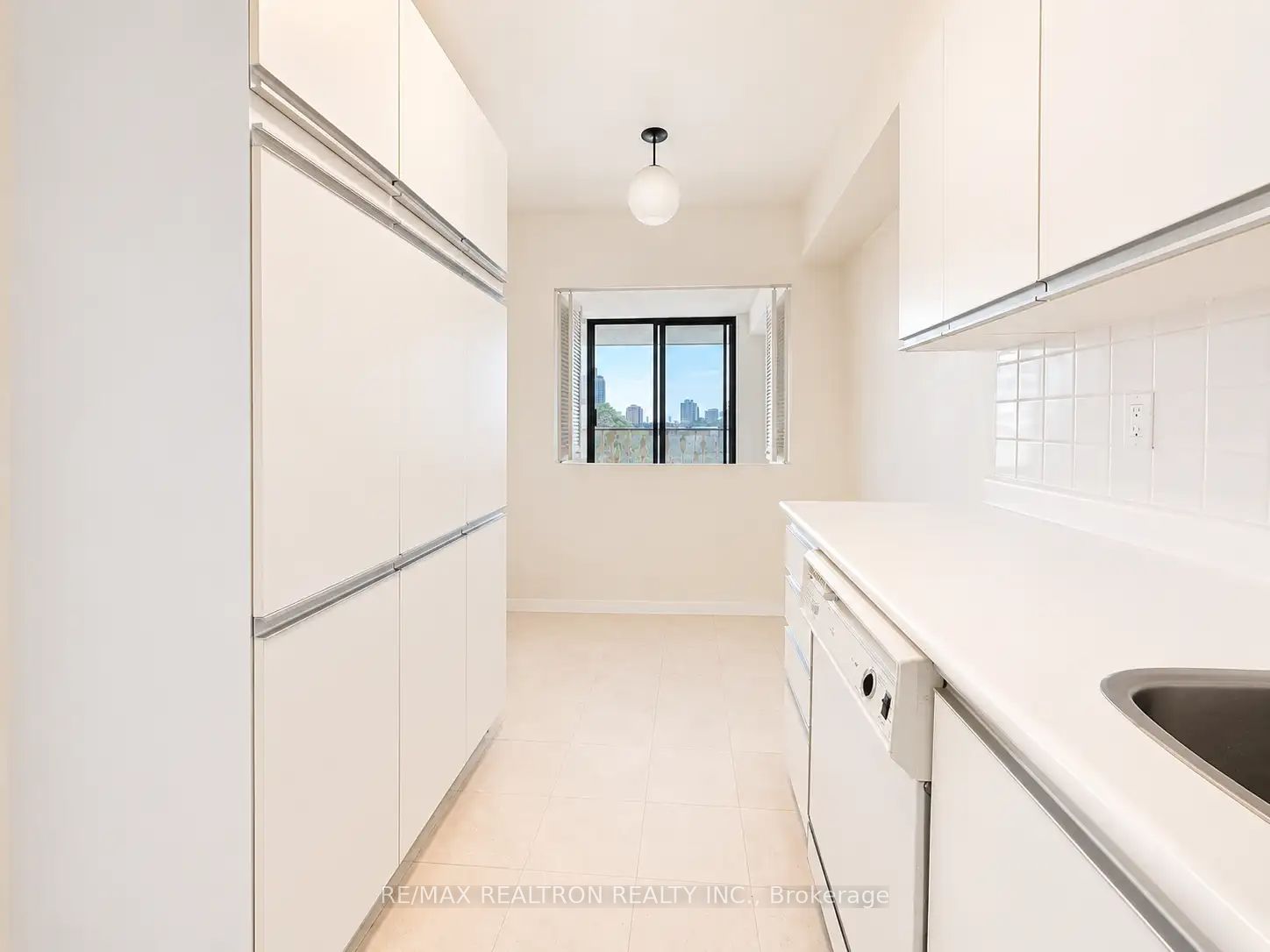 40 Baif Boulevard S 506 Property Photo 13