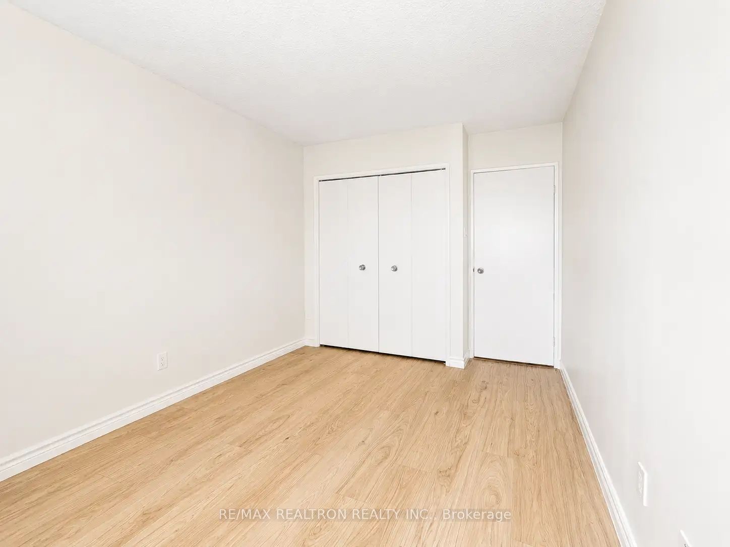 40 Baif Boulevard S 506 Property Photo 24