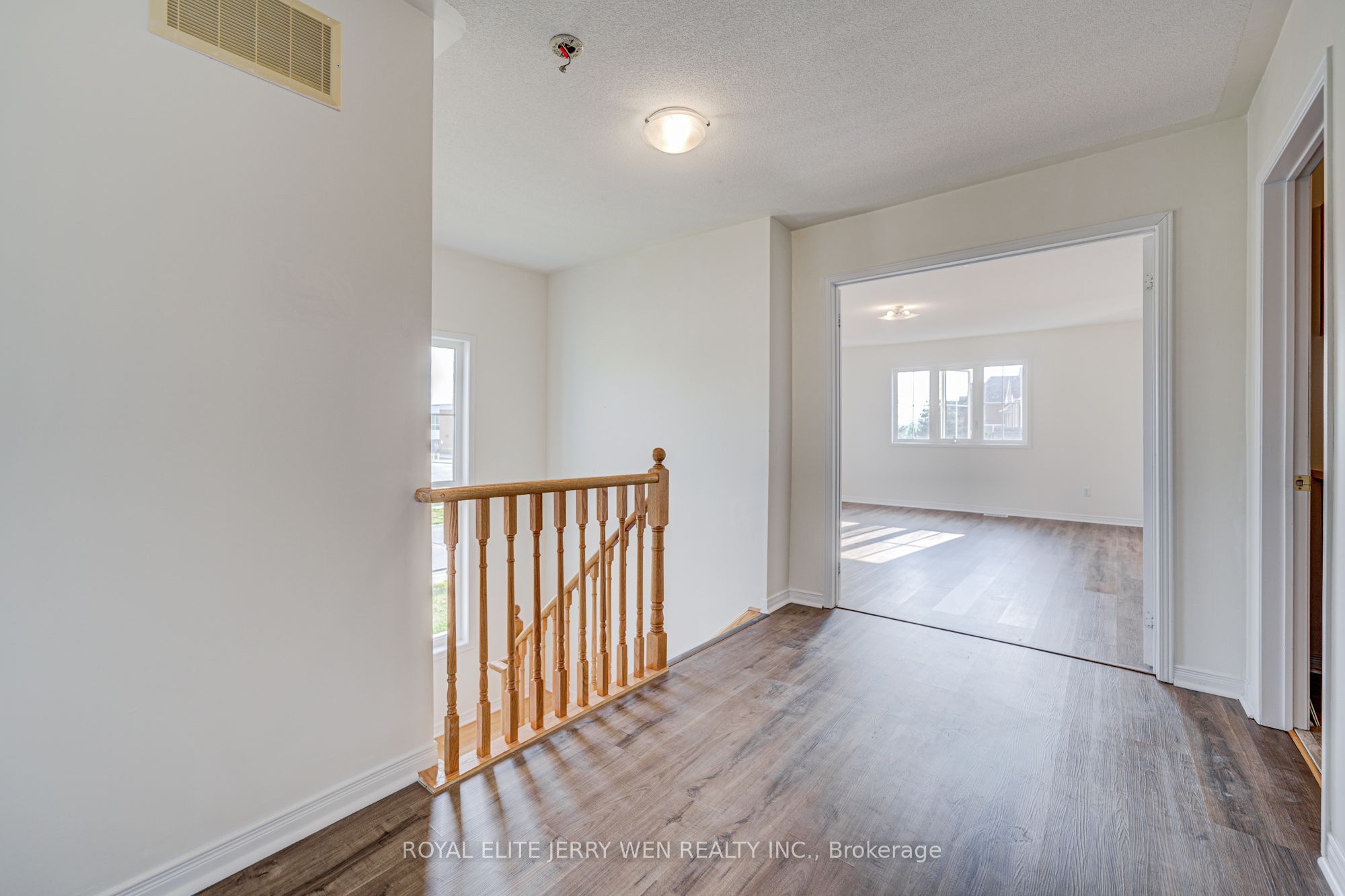 159 Lebovic Drive Property Photo 12