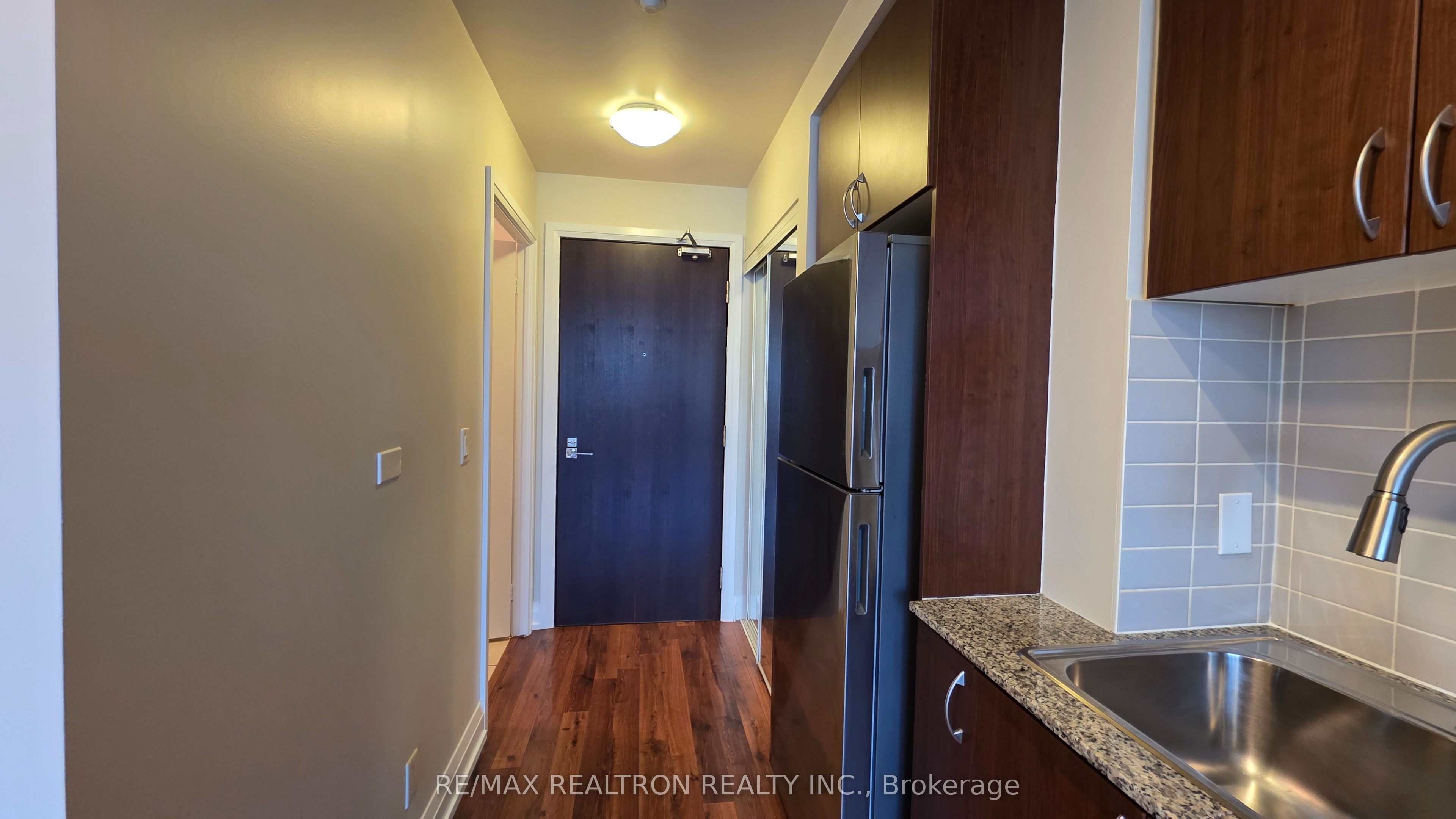 370 Highway 7 E 1025 Property Photo 10