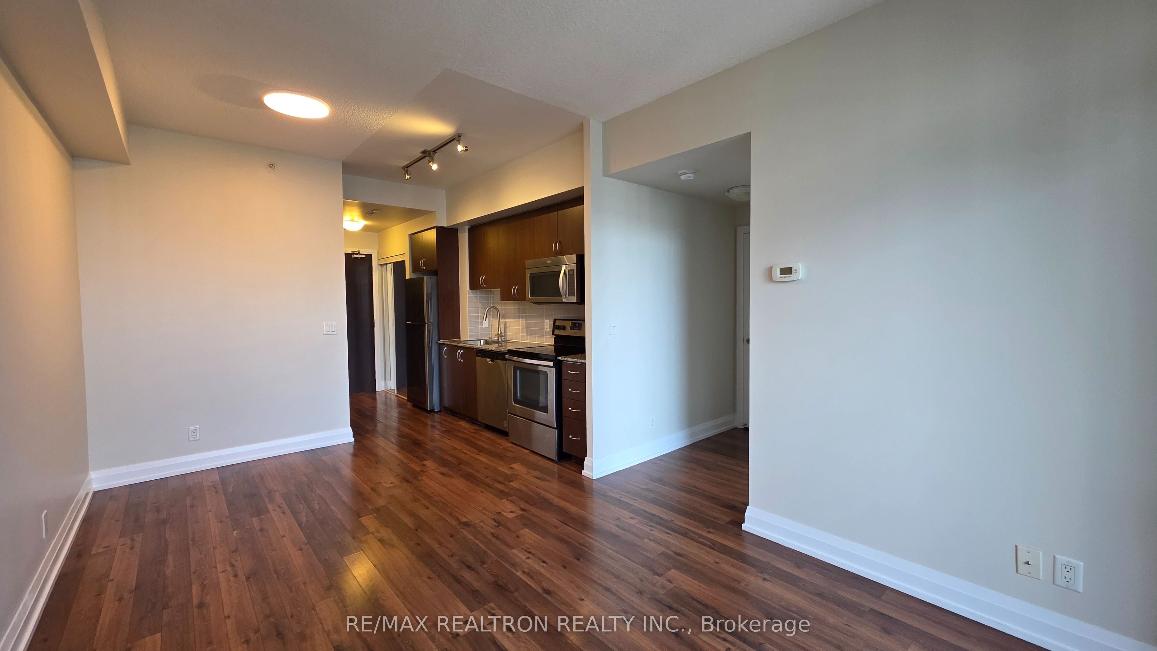 370 Highway 7 E 1025 Property Photo 19