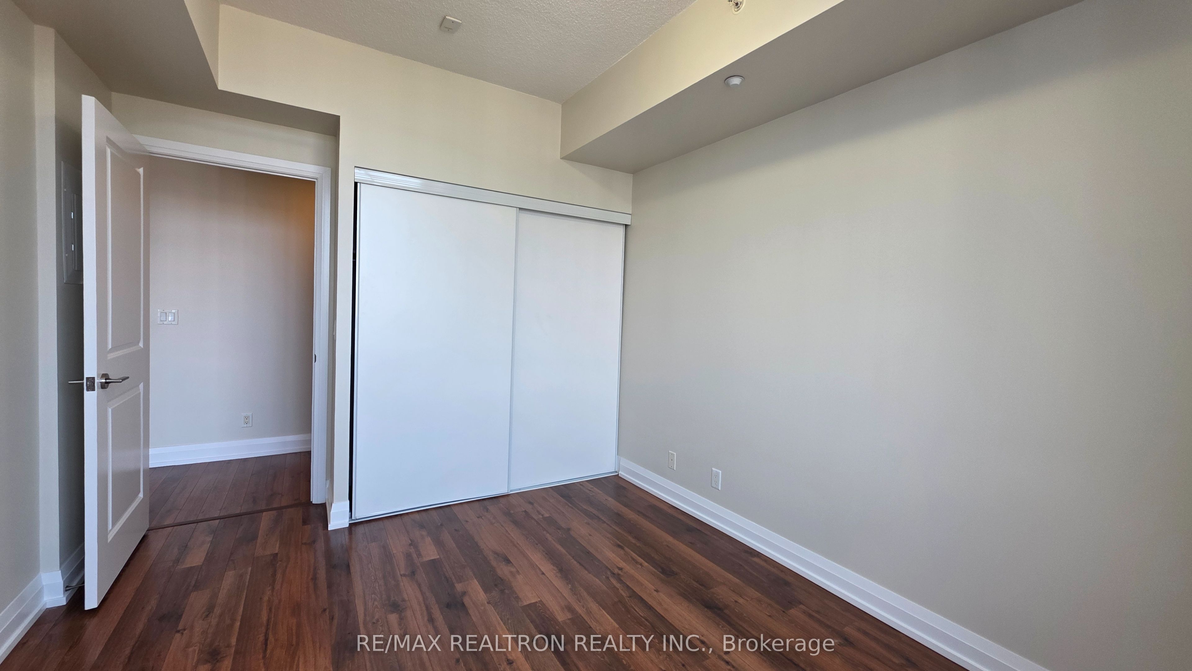 370 Highway 7 E 1025 Property Photo 20