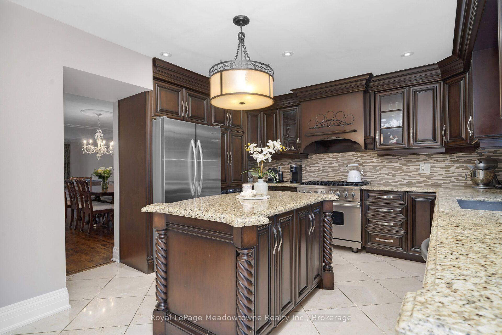 246 Fifth Avenue Property Photo 10
