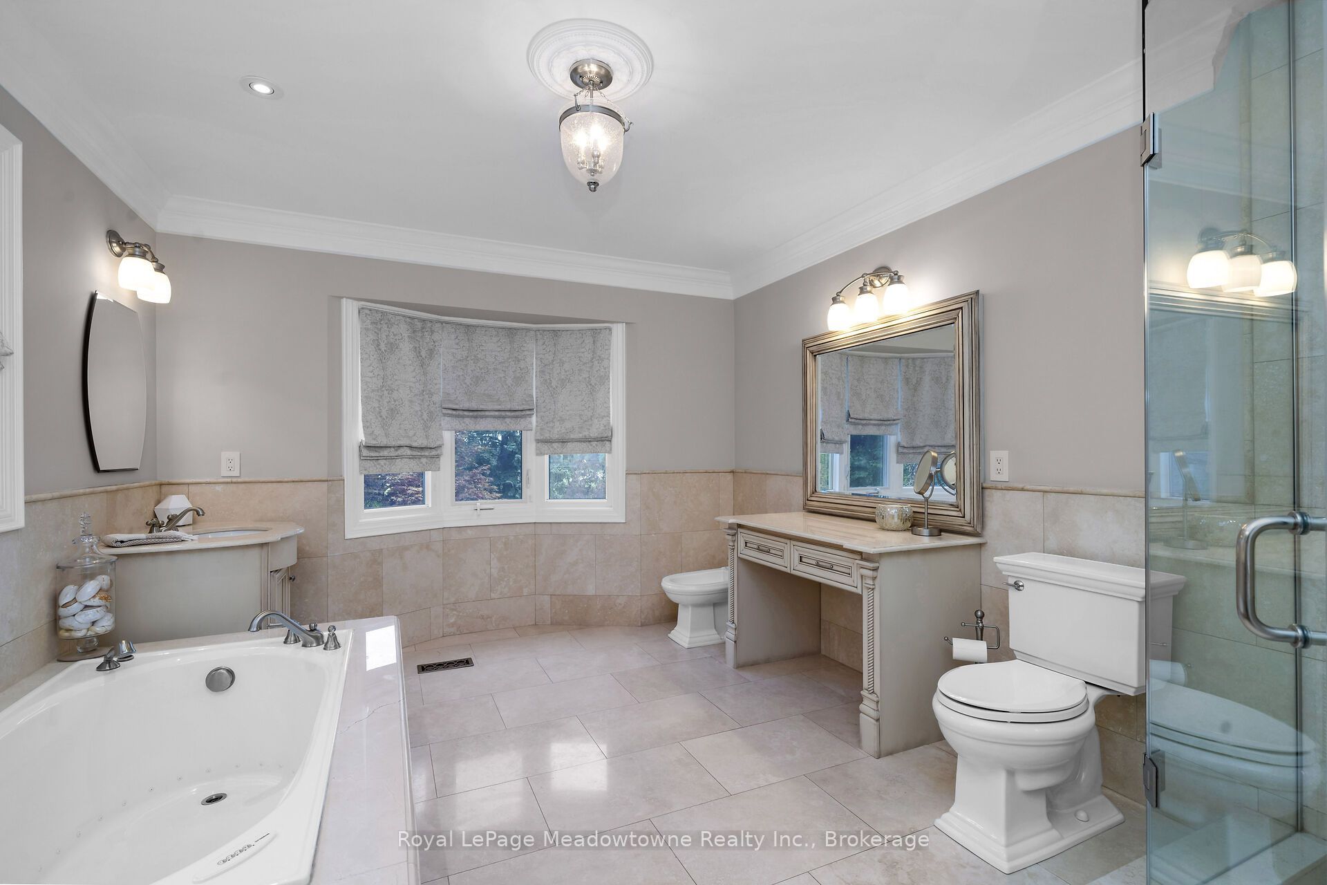 246 Fifth Avenue Property Photo 23