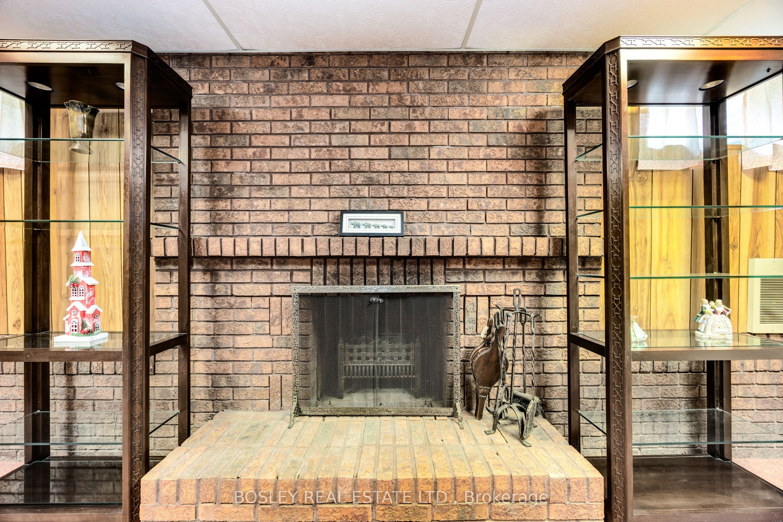 5983 5th Line Property Photo 31