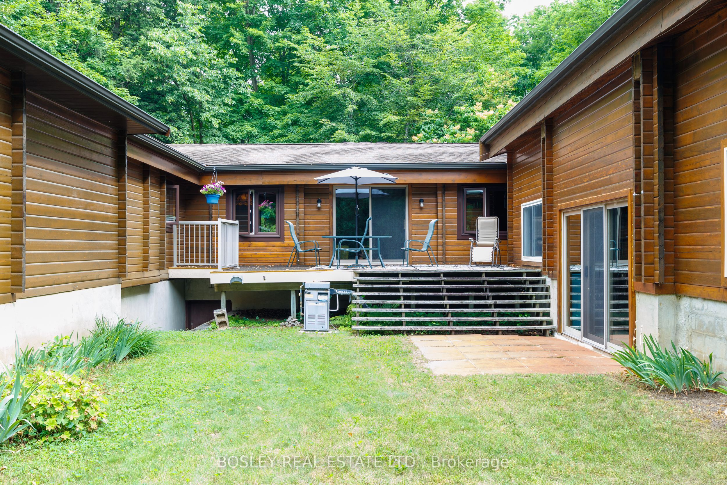 5983 5th Line Property Photo 40