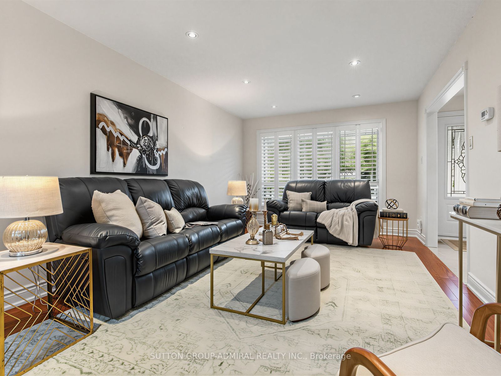 10 Torino Place Property Photo 8