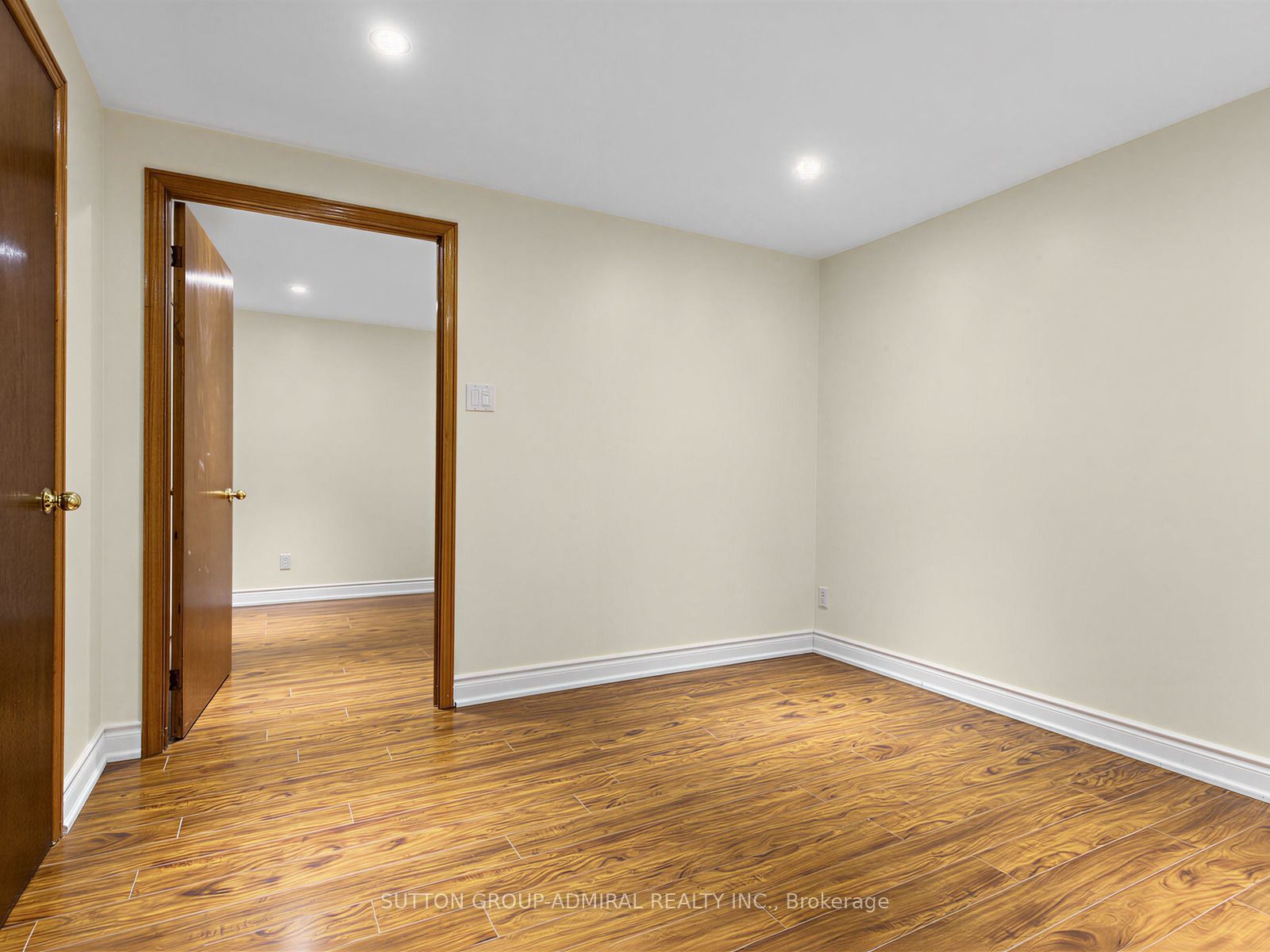 10 Torino Place Property Photo 33