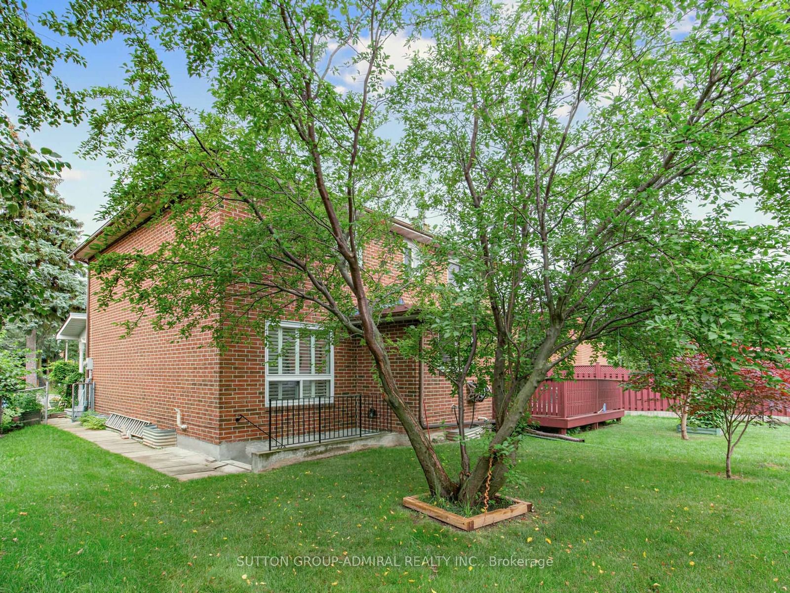 10 Torino Place Property Photo 37