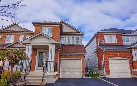 147 Ferncliffe Crescent Property Photo 1