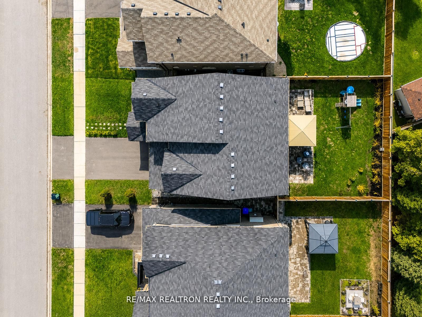 1787 Emberton Way Property Photo 4