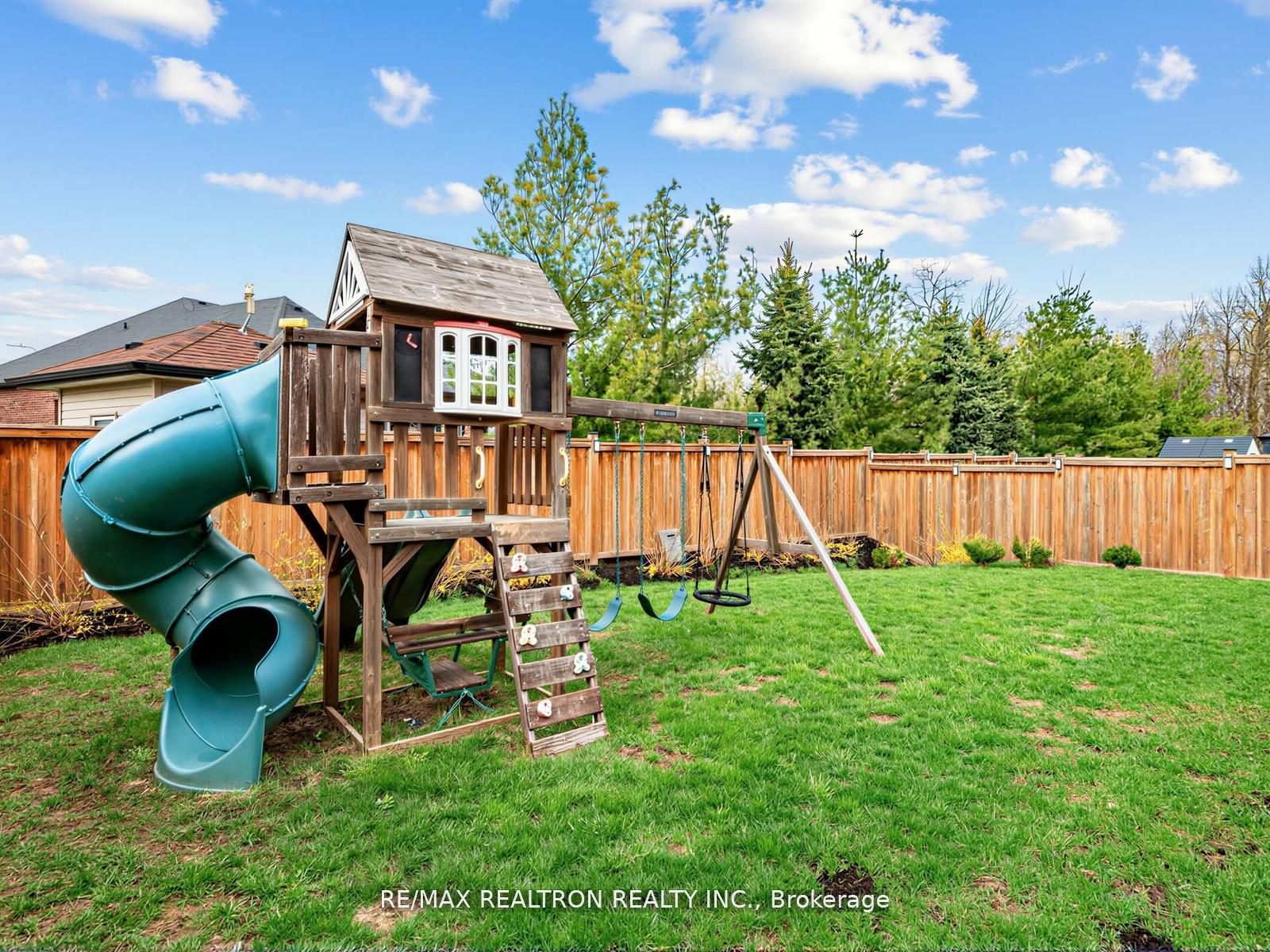 1787 Emberton Way Property Photo 35