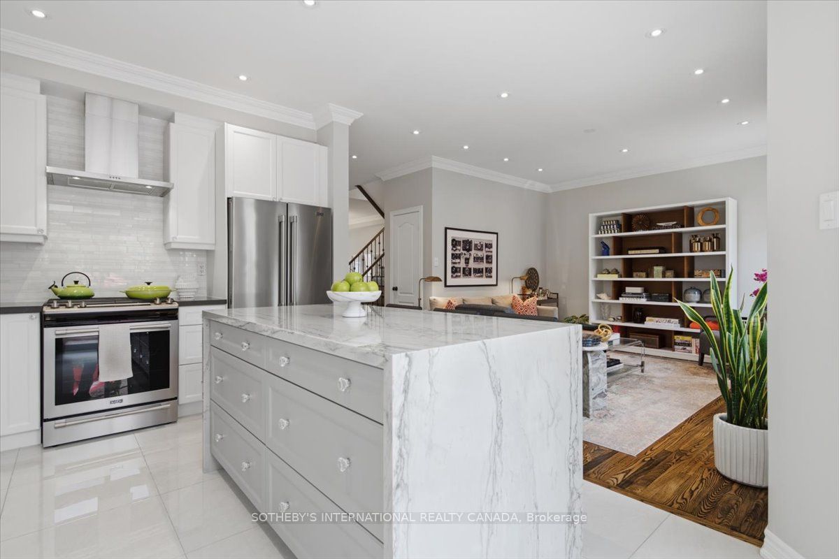 60 Saint James Avenue Property Photo 18