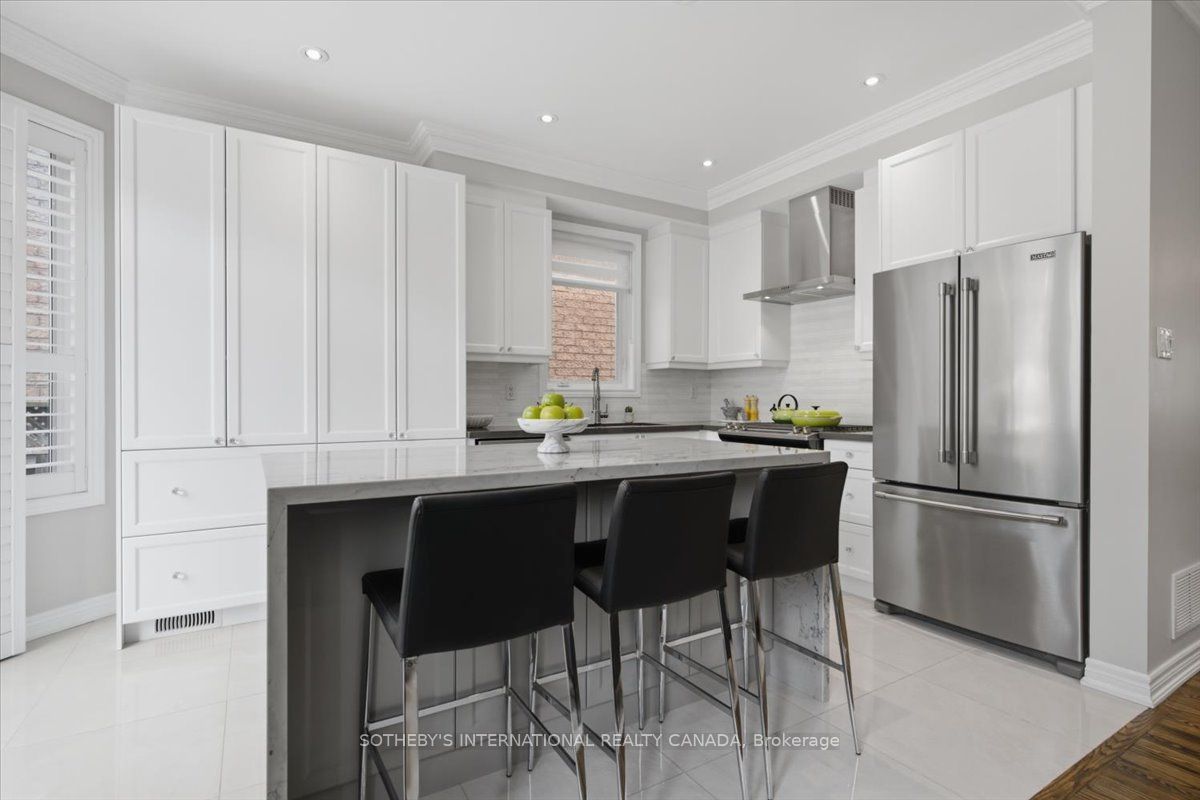 60 Saint James Avenue Property Photo 19