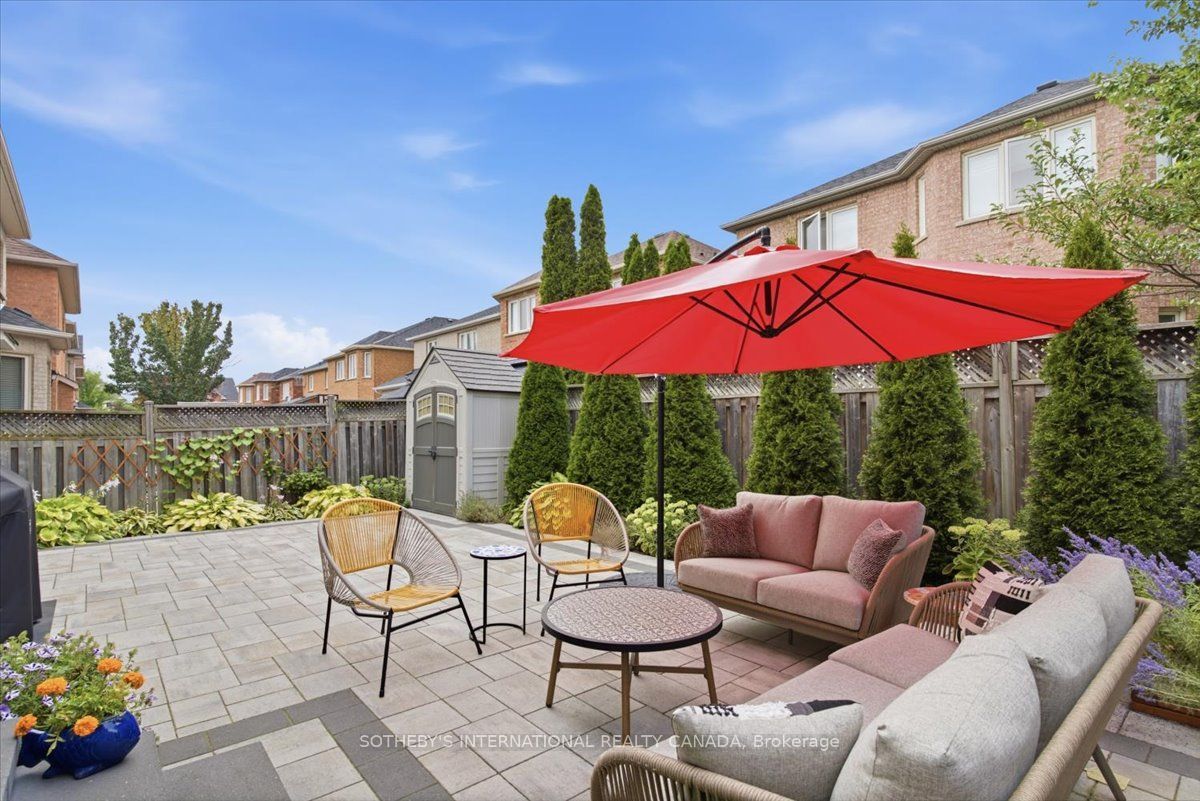 60 Saint James Avenue Property Photo 31