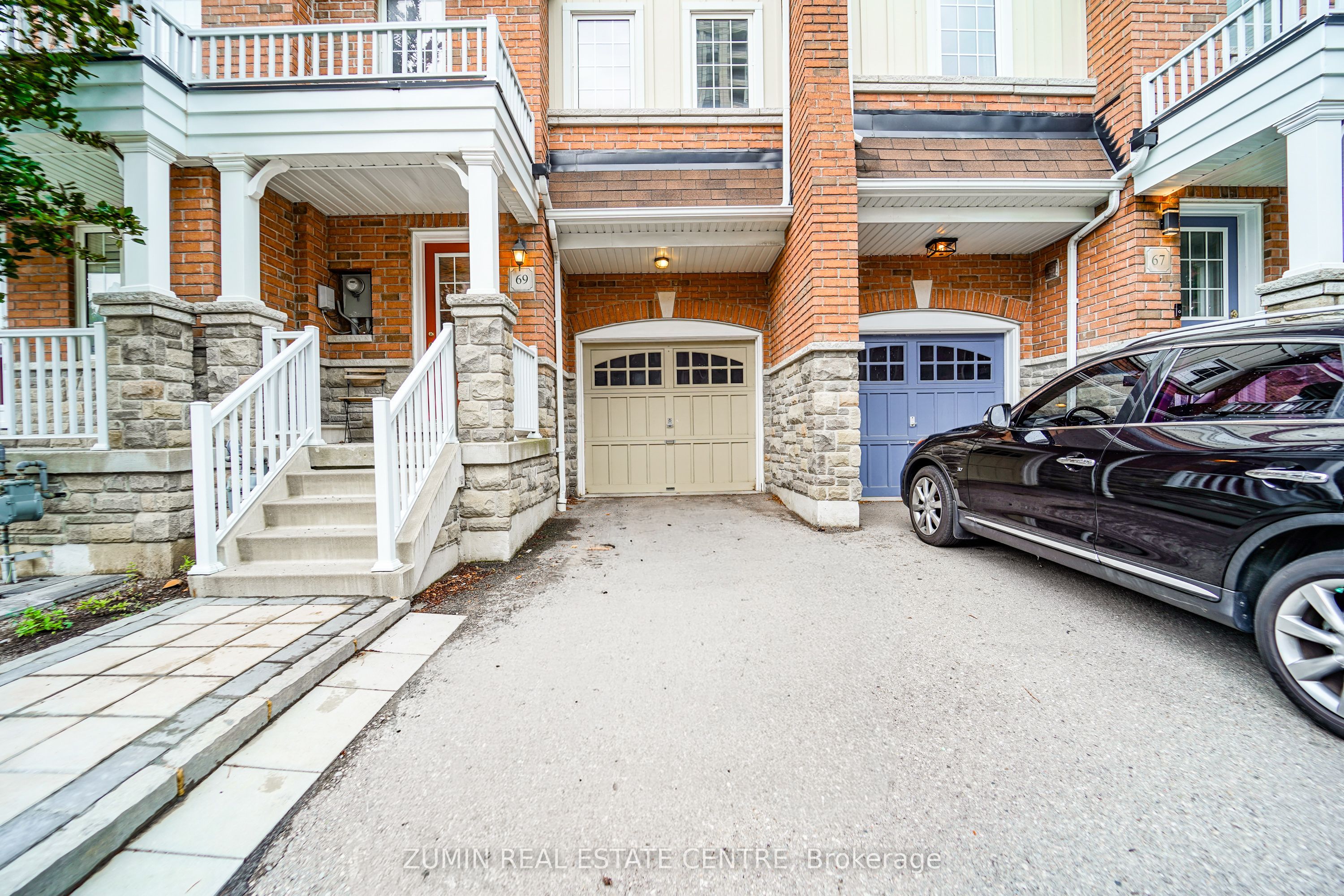 69 Eastern Skies Way Property Photo 1