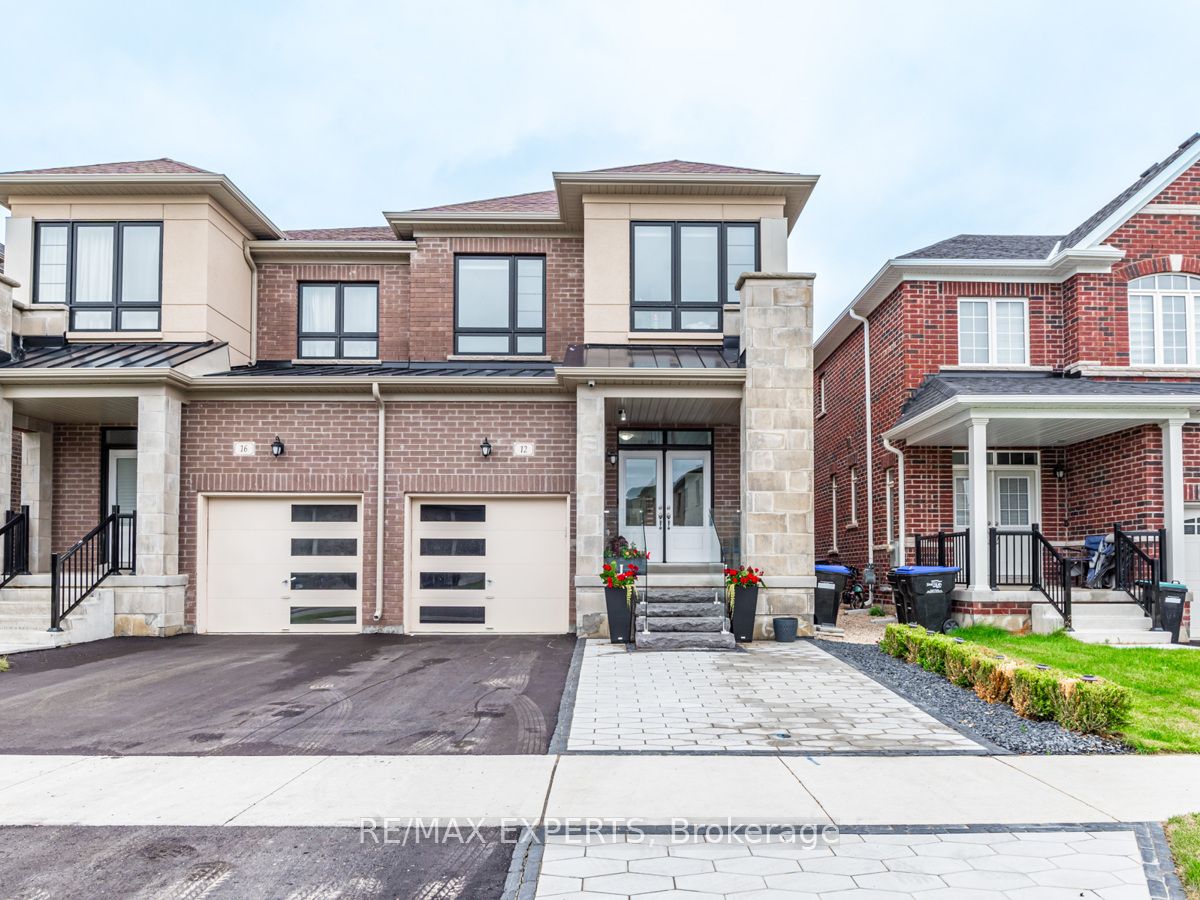 12 Ferragine Crescent Property Photo 1