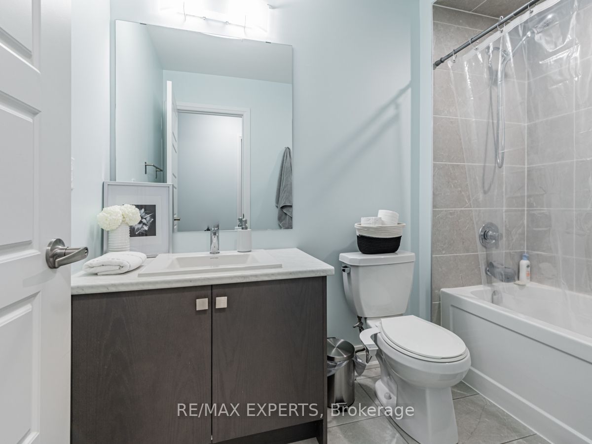 12 Ferragine Crescent Property Photo 25