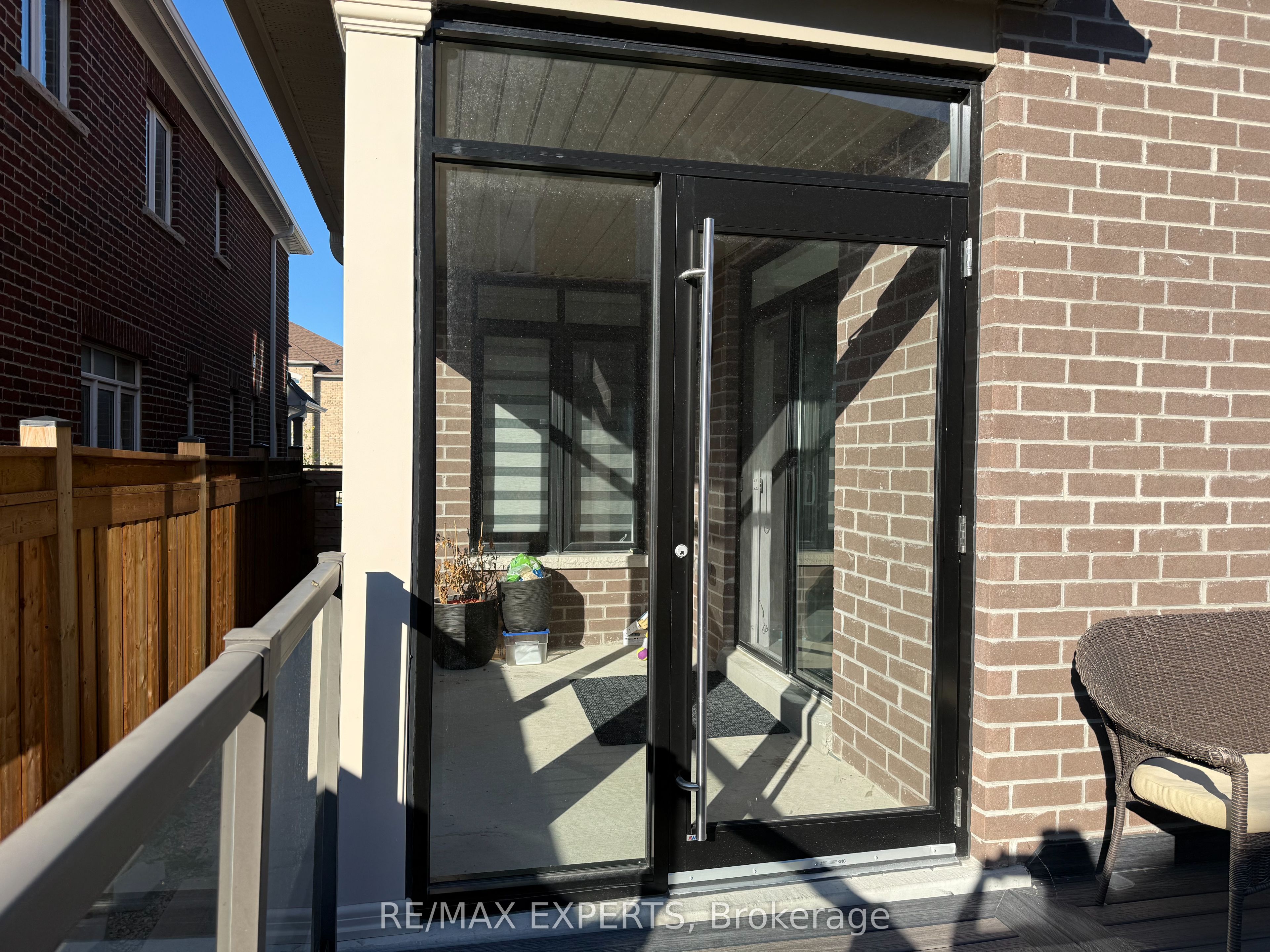 12 Ferragine Crescent Property Photo 33