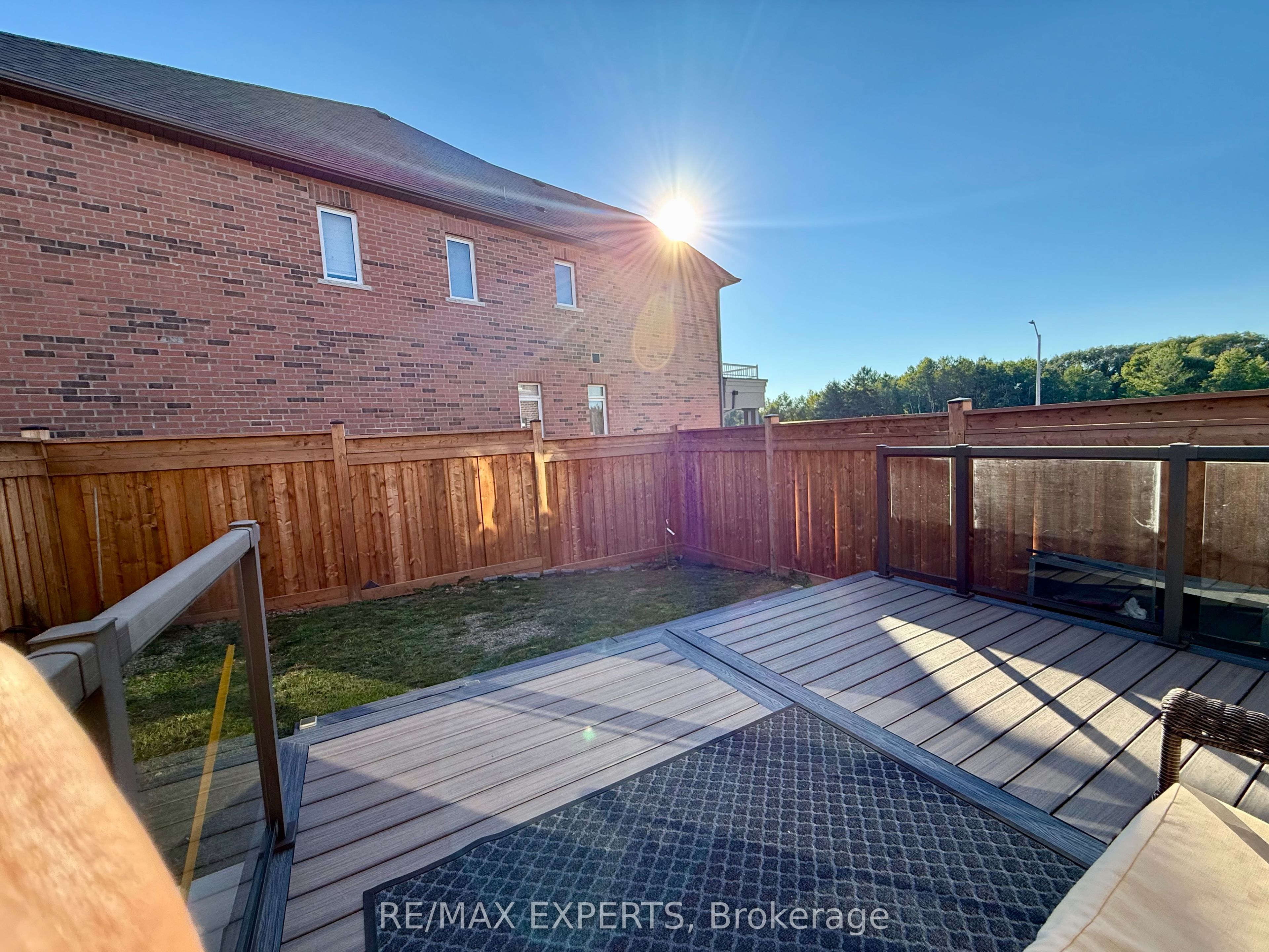 12 Ferragine Crescent Property Photo 36