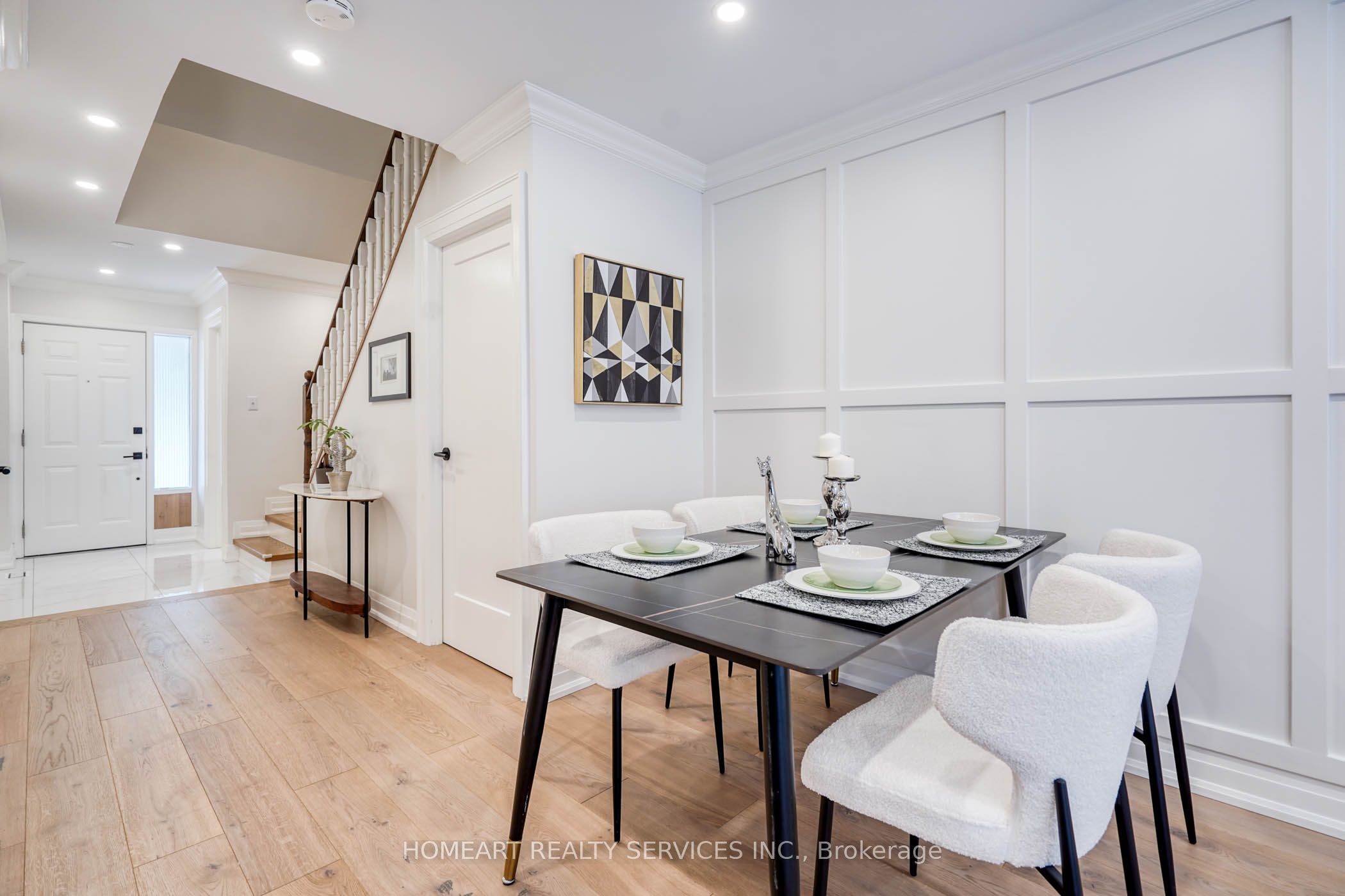 2 Camelot Way Property Photo 12