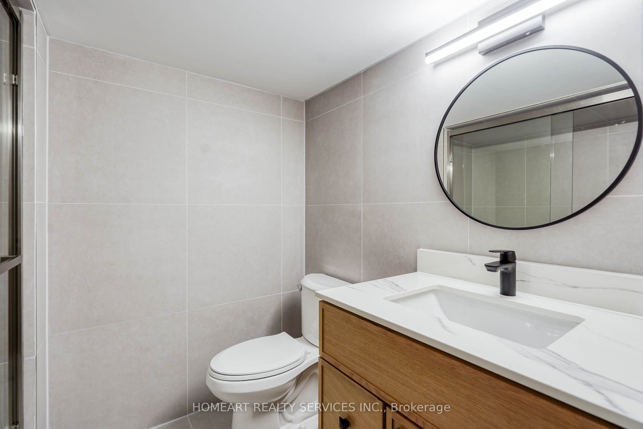 2 Camelot Way Property Photo 30