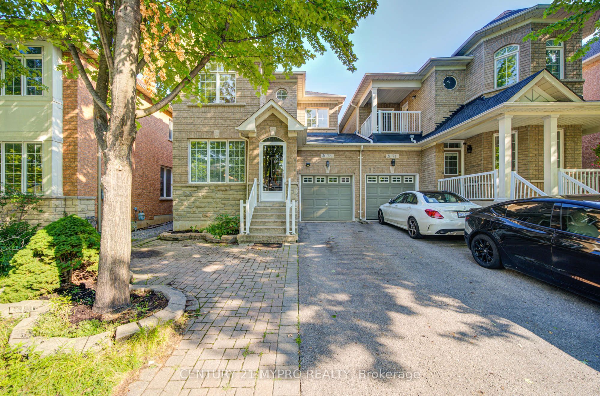 73 Pillar Rock Crescent Property Photo 1