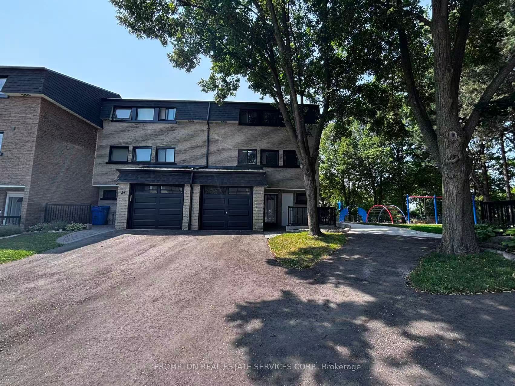 22 Poplar Crescent Property Photo 1