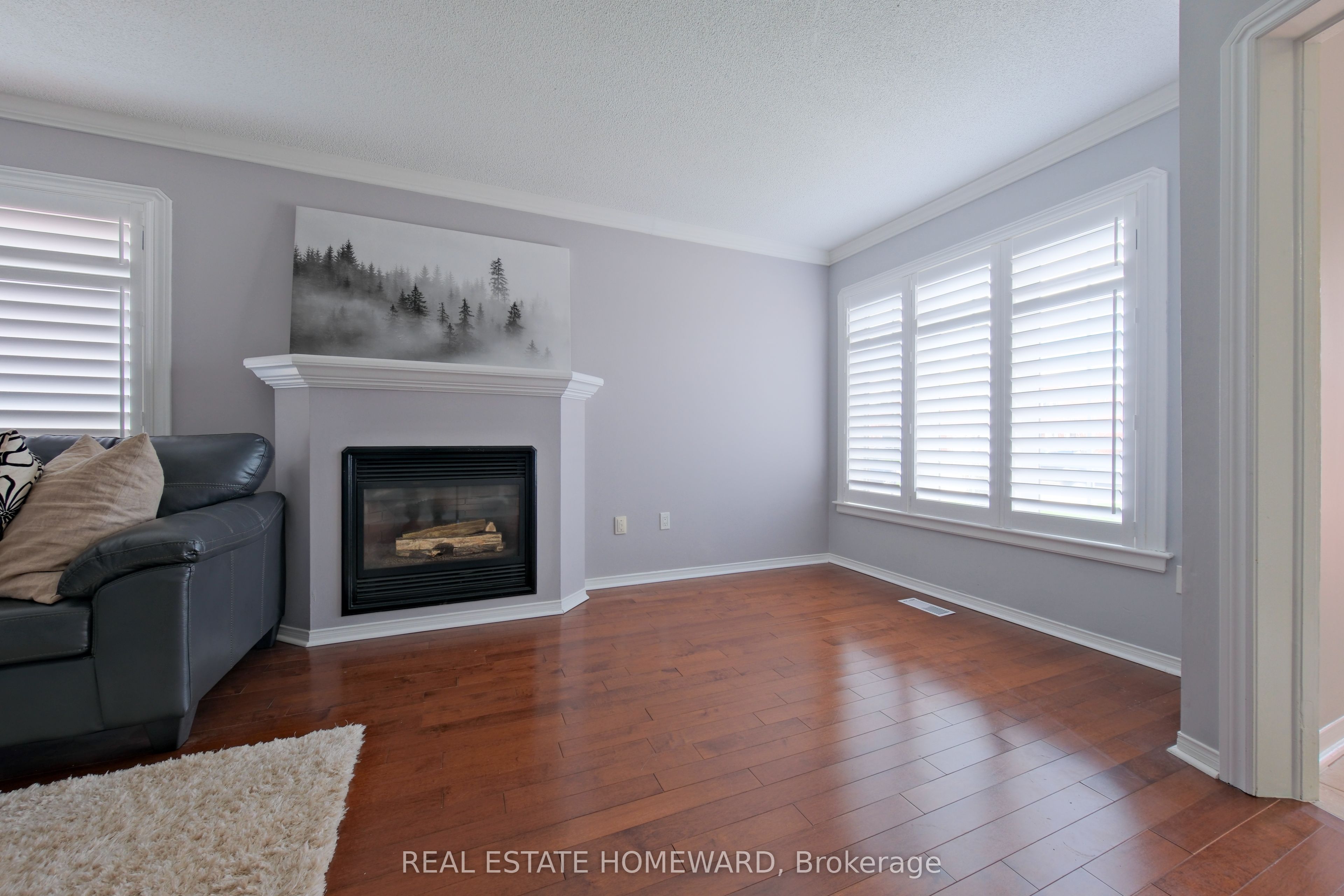 1283 Vincent Crescent Property Photo 8