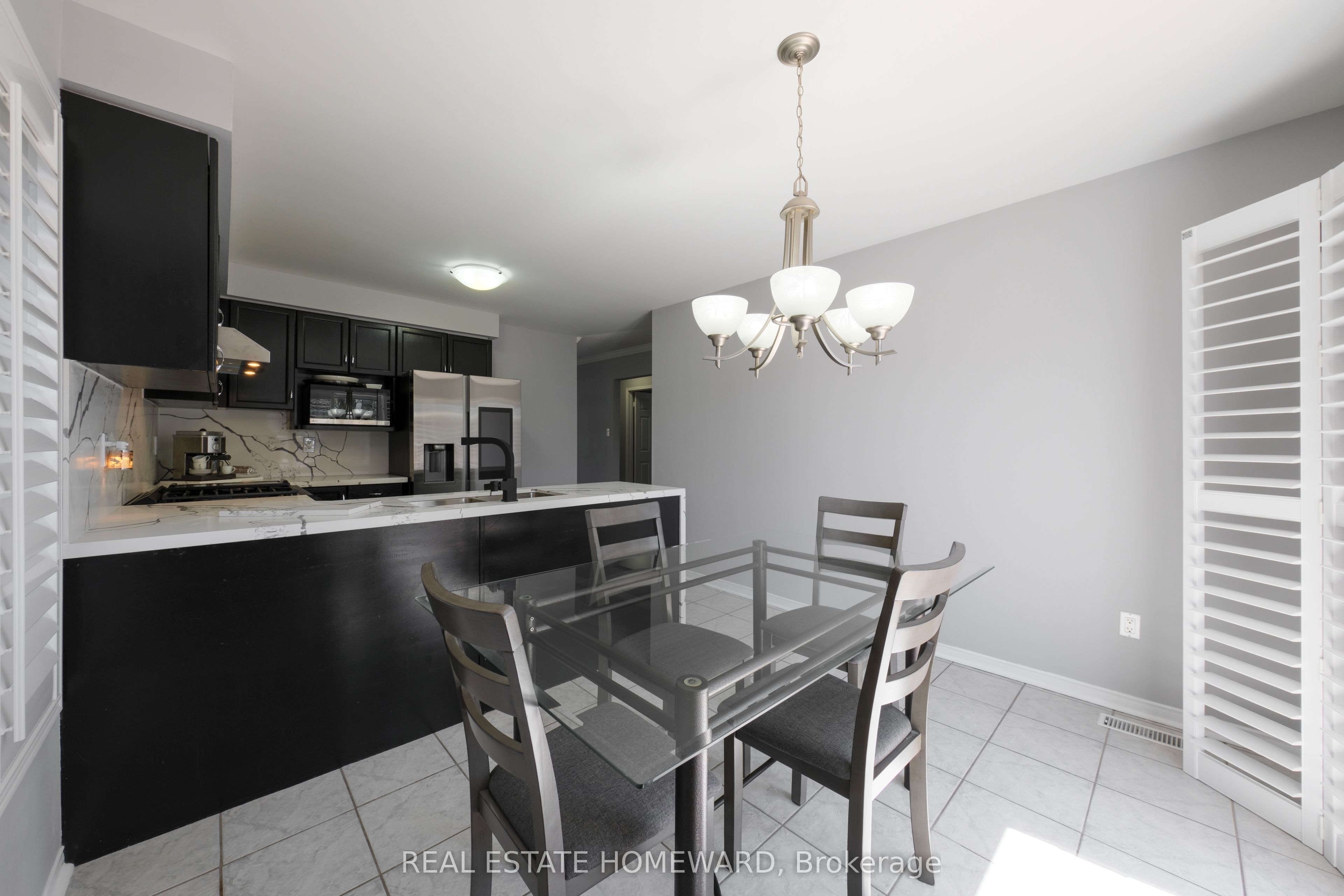 1283 Vincent Crescent Property Photo 13