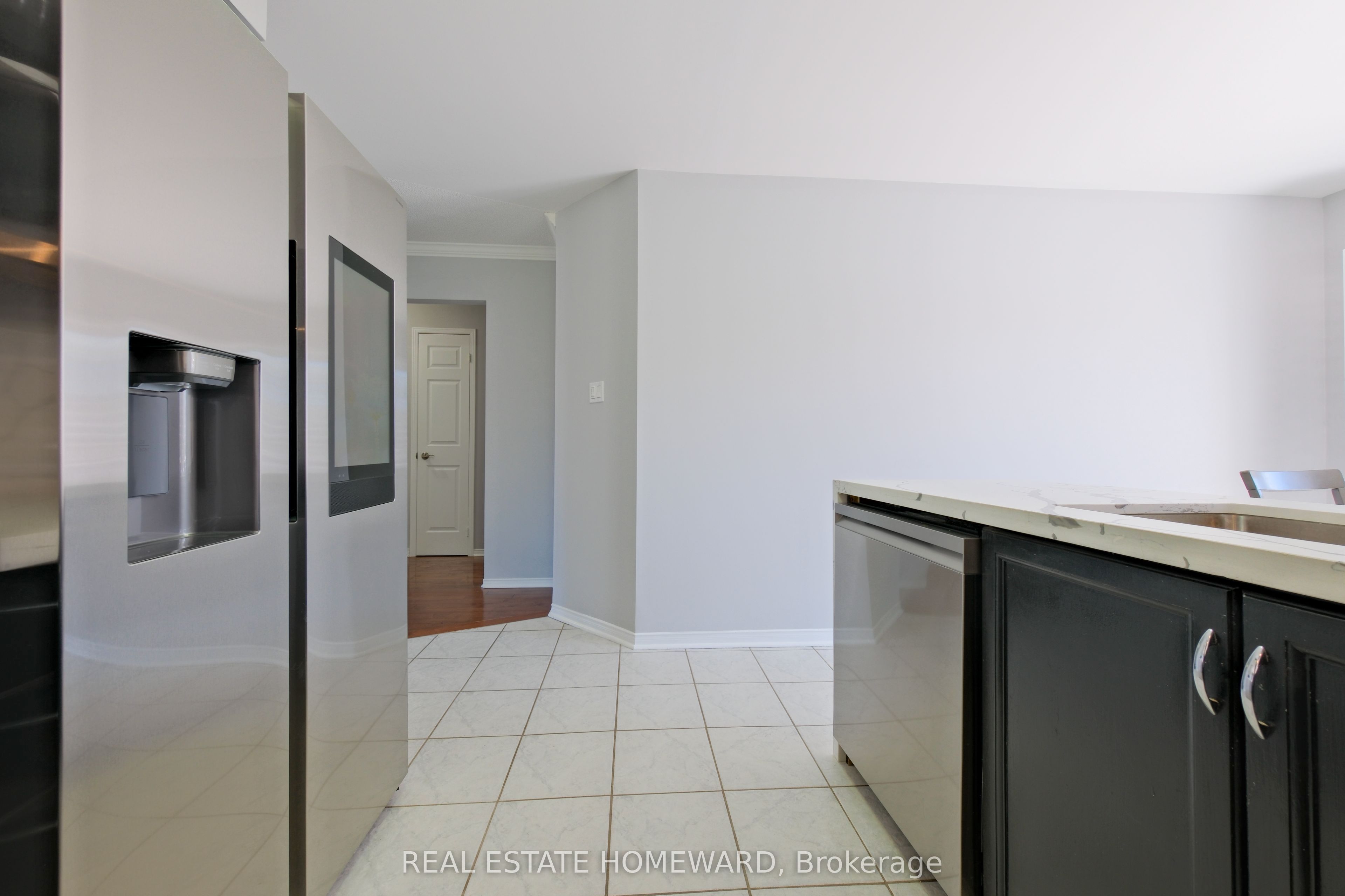 1283 Vincent Crescent Property Photo 15