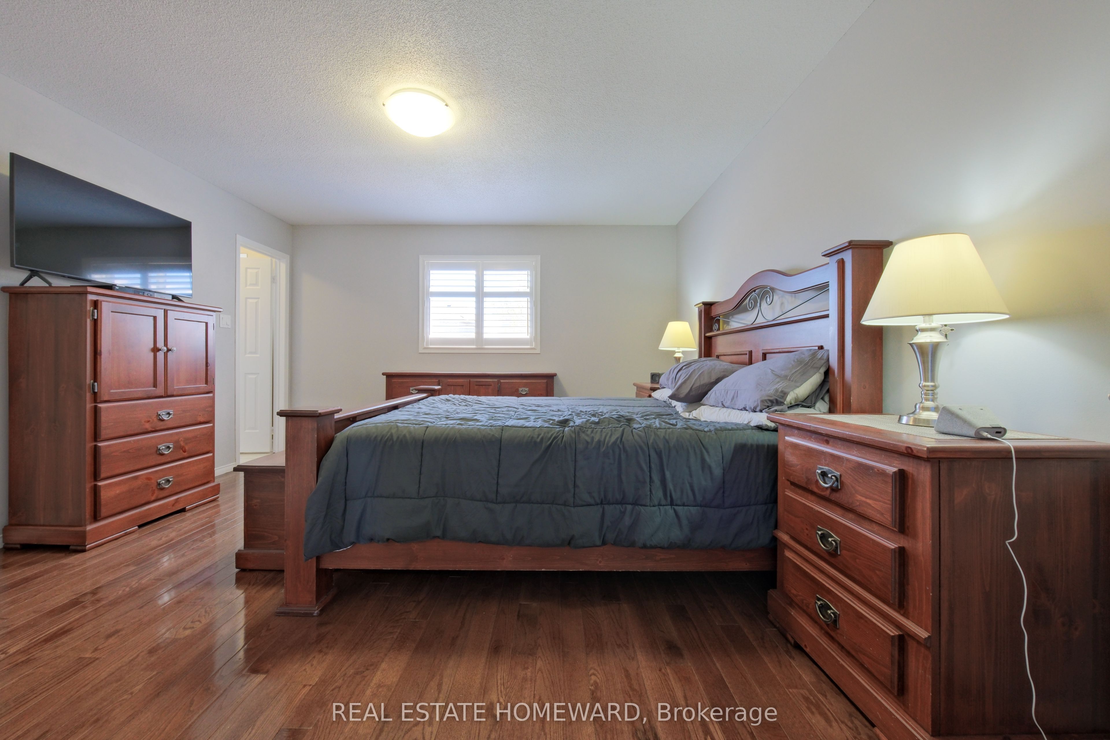 1283 Vincent Crescent Property Photo 21