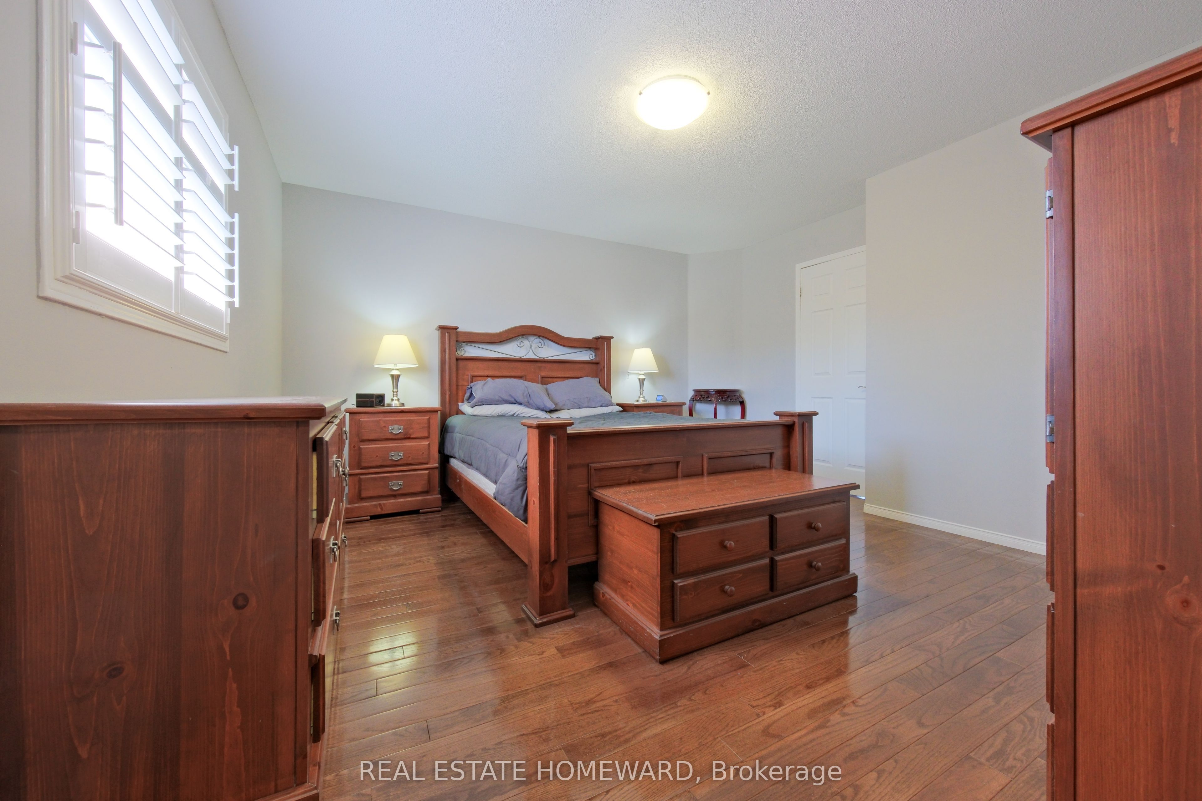 1283 Vincent Crescent Property Photo 22