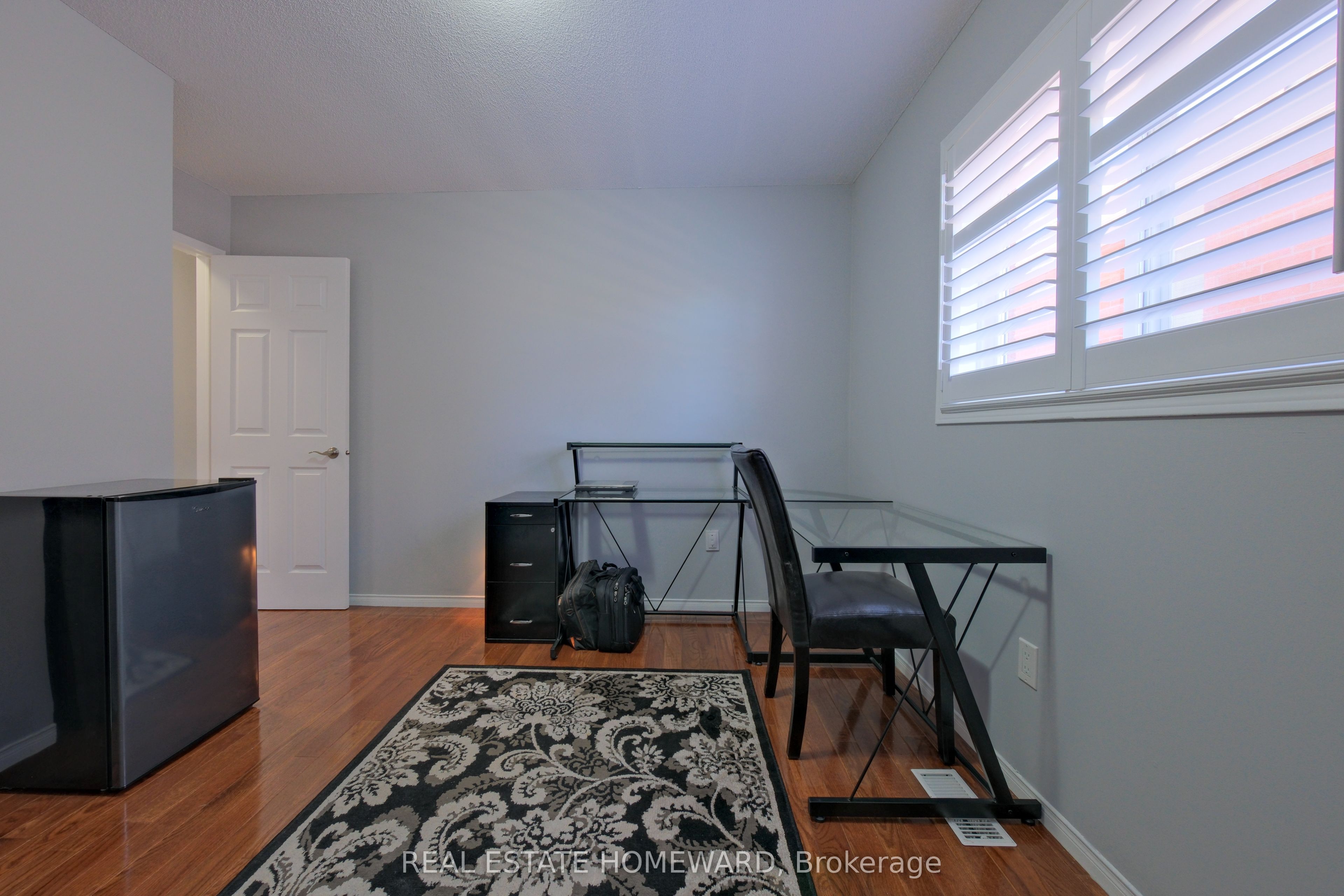 1283 Vincent Crescent Property Photo 26