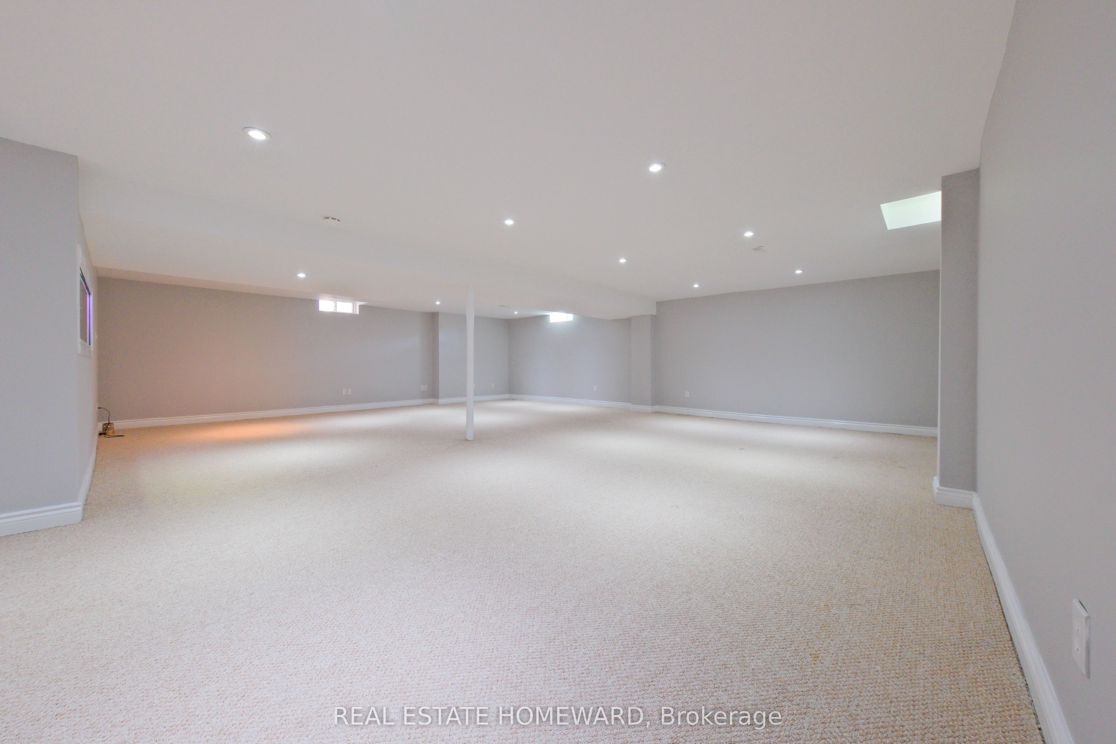 1283 Vincent Crescent Property Photo 38