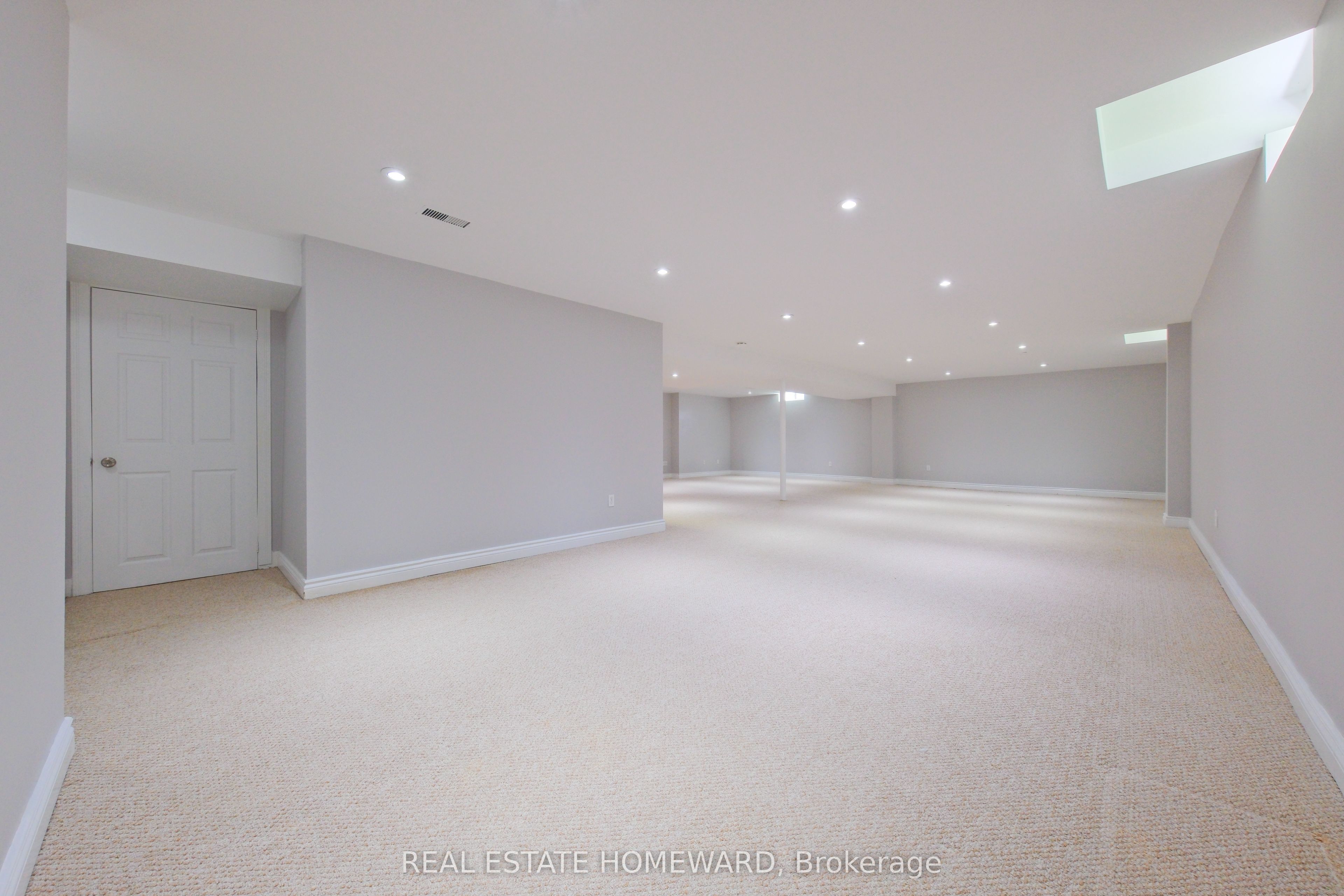 1283 Vincent Crescent Property Photo 39