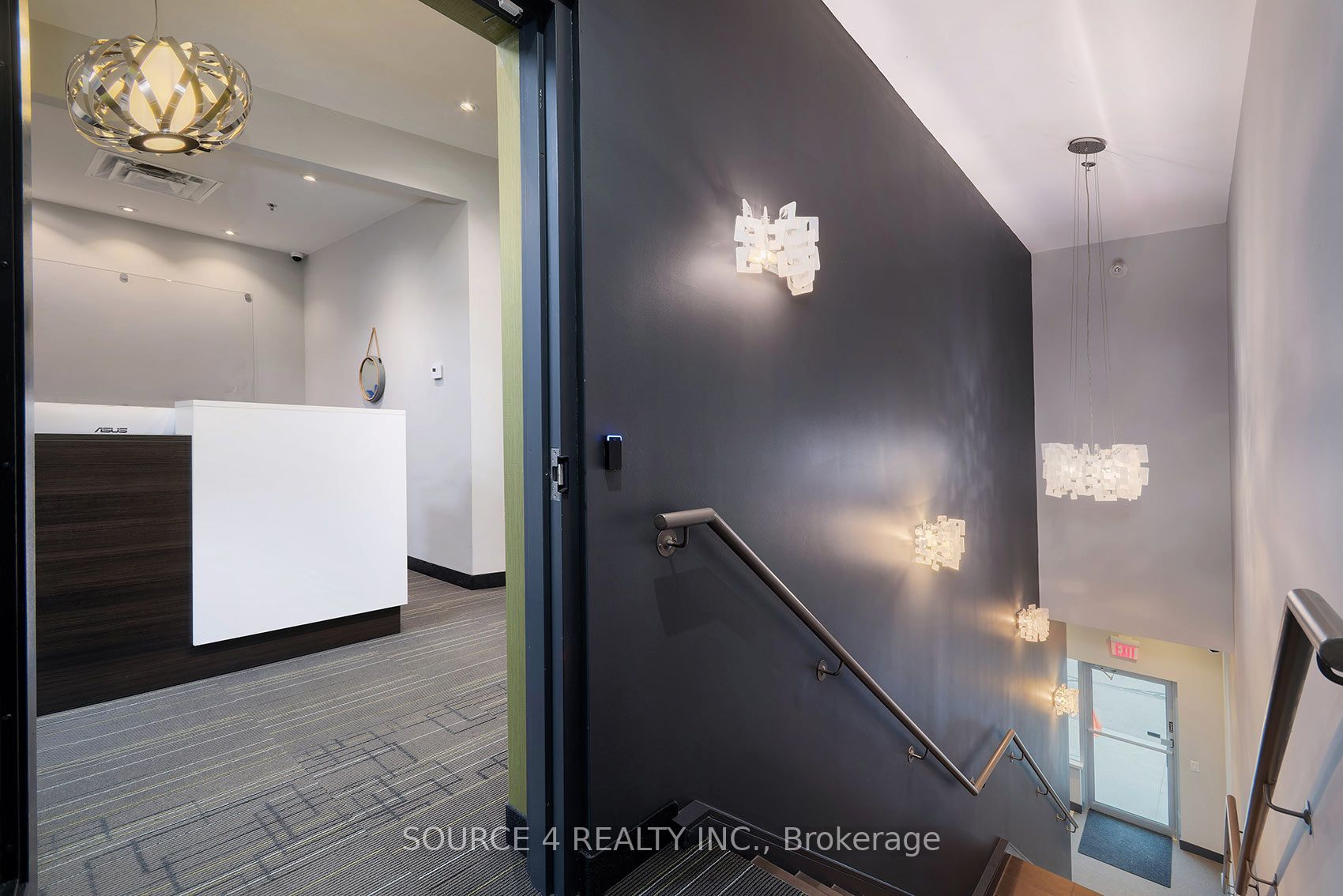 81 Zenway Boulevard 18 Upper Property Photo 5