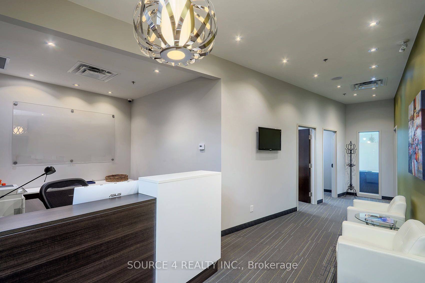 81 Zenway Boulevard 18 Upper Property Photo 6
