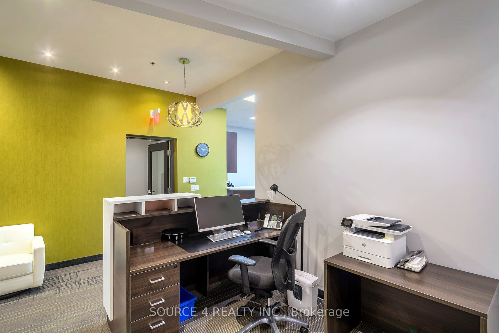 81 Zenway Boulevard 18 Upper Property Photo 7