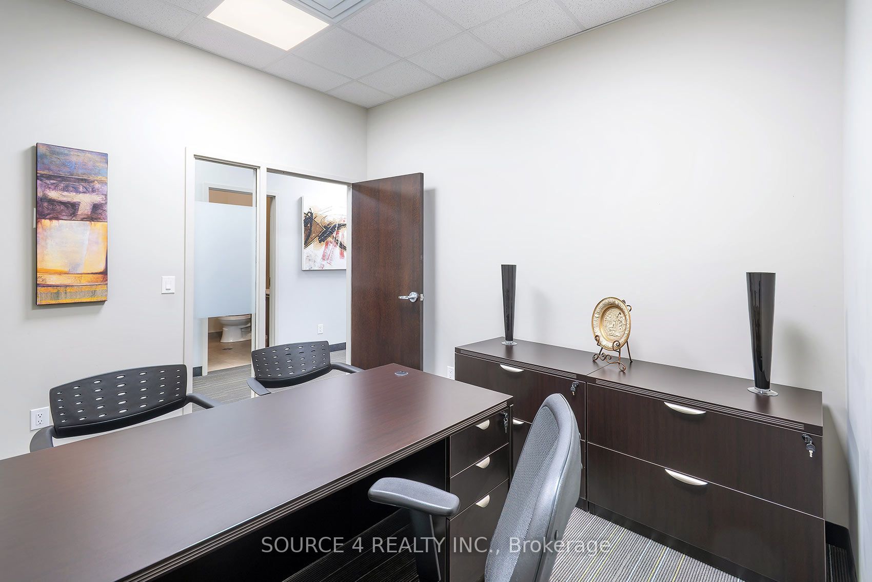 81 Zenway Boulevard 18 Upper Property Photo 20
