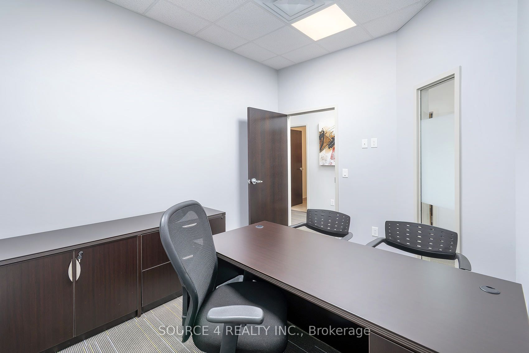 81 Zenway Boulevard 18 Upper Property Photo 22