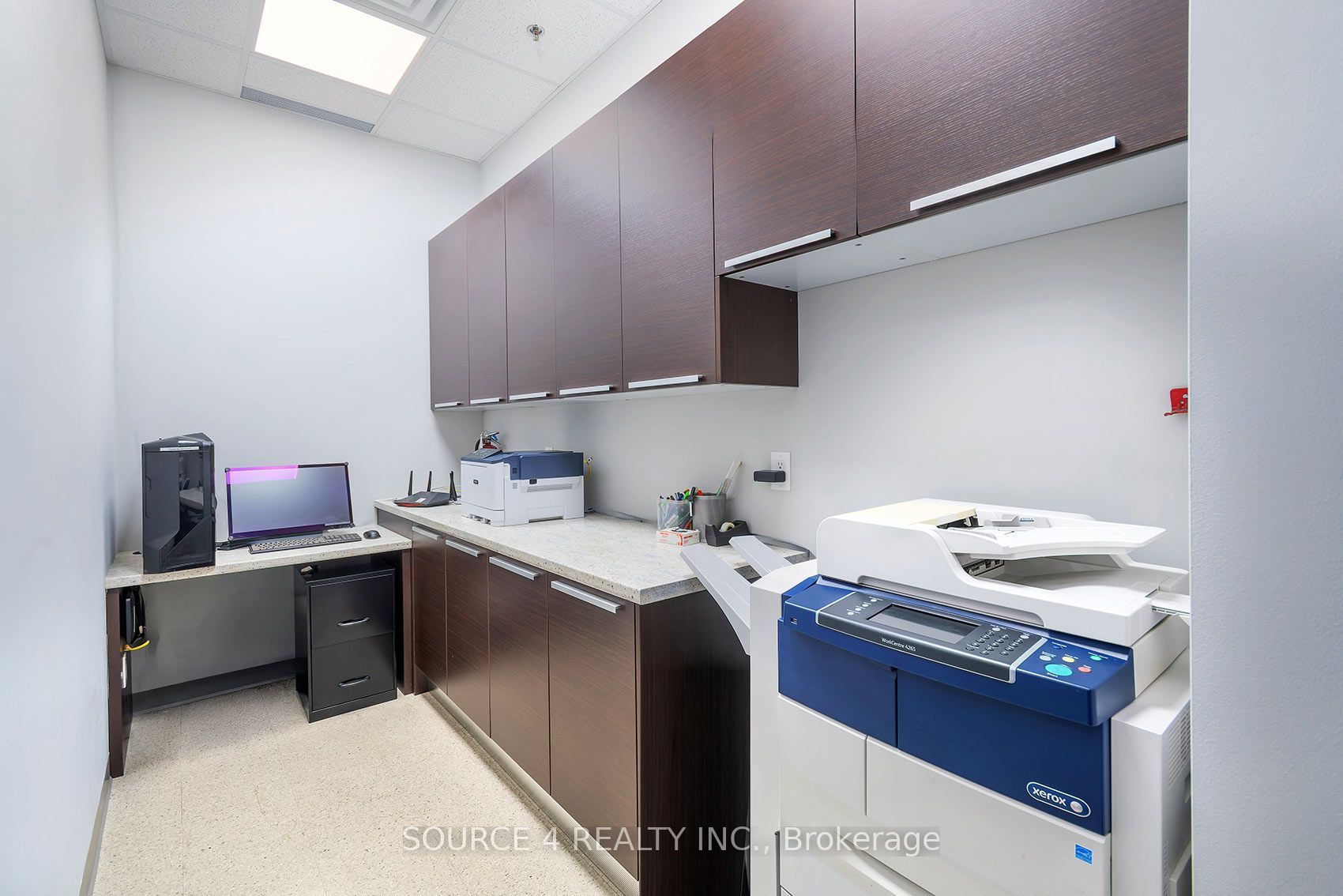 81 Zenway Boulevard 18 Upper Property Photo 29