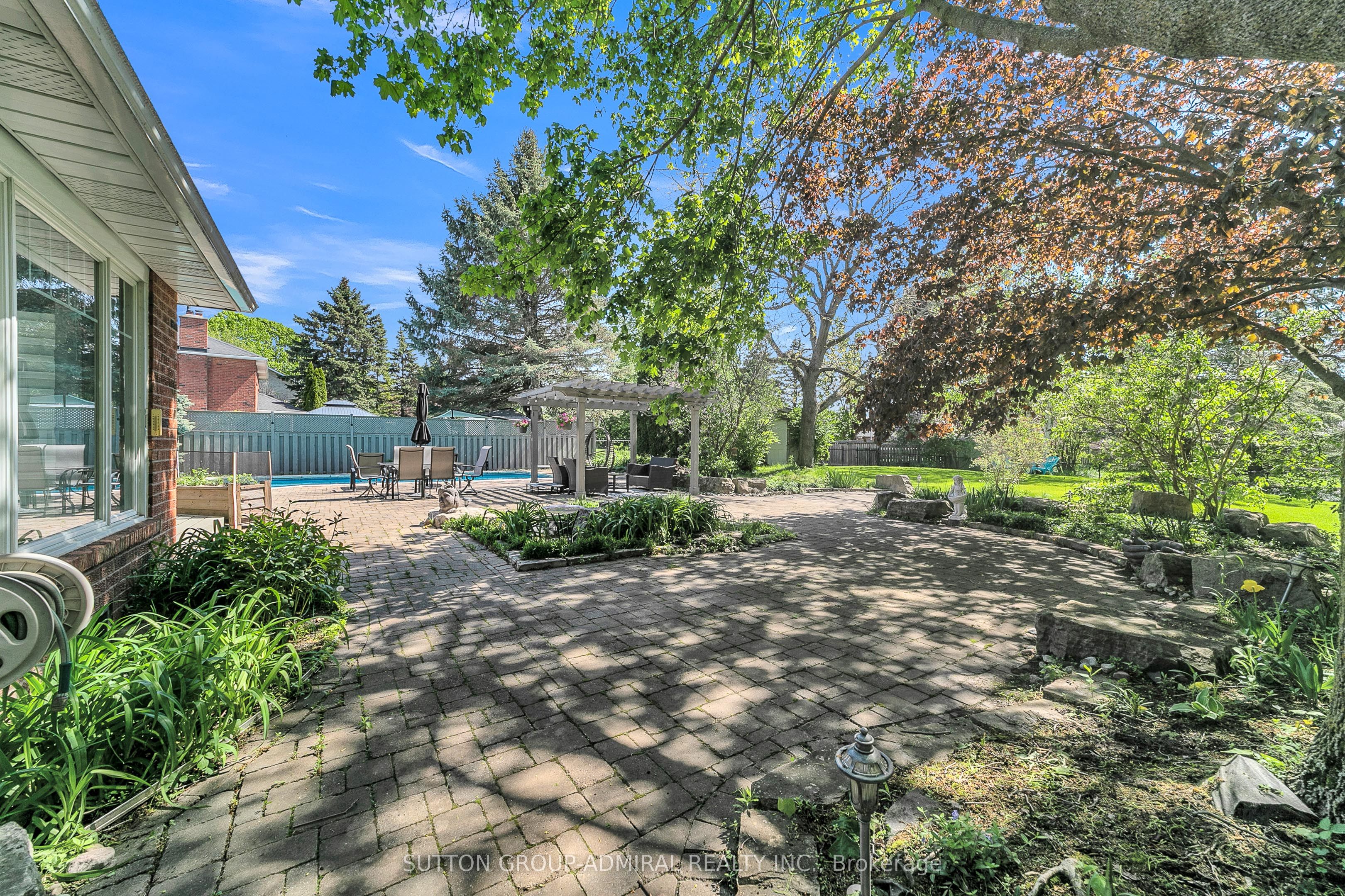 48 Maple Way Property Photo 41