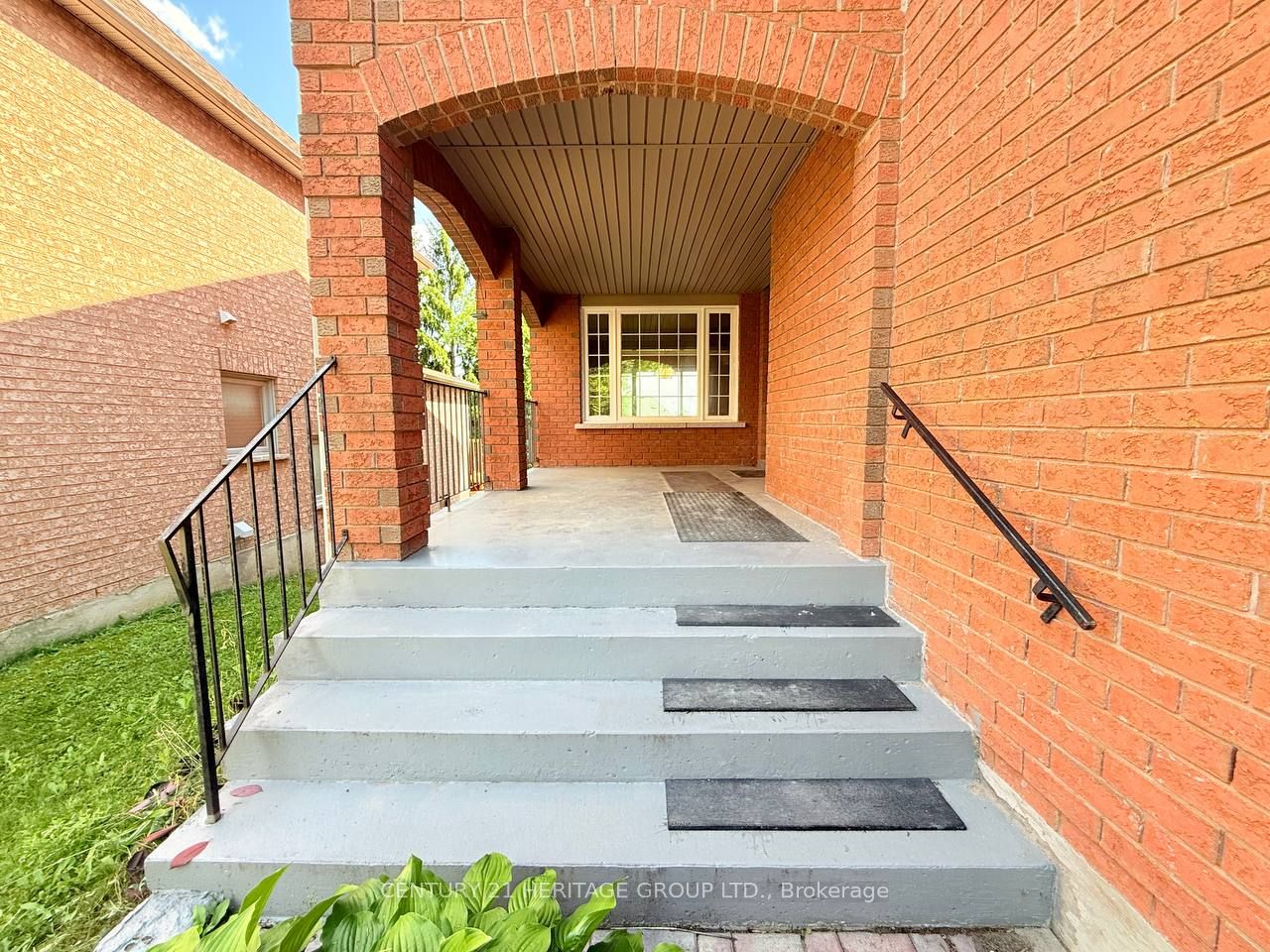 162 Widdifield Avenue Property Photo 2