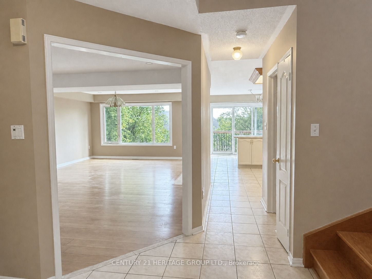 162 Widdifield Avenue Property Photo 5