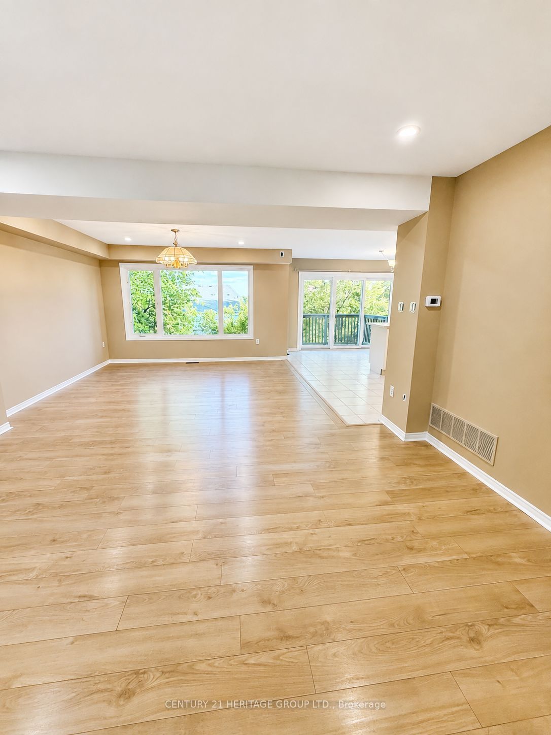 162 Widdifield Avenue Property Photo 8
