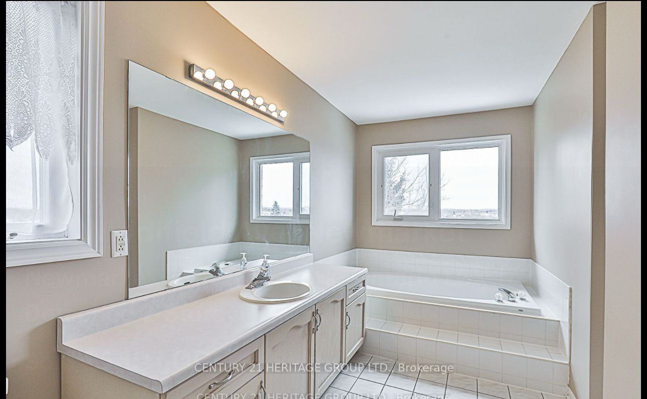 162 Widdifield Avenue Property Photo 18