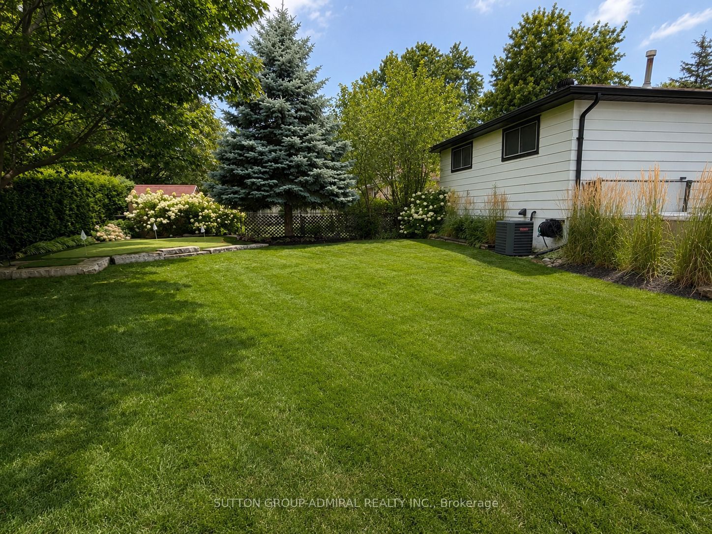 214 Centre Street N Property Photo 27