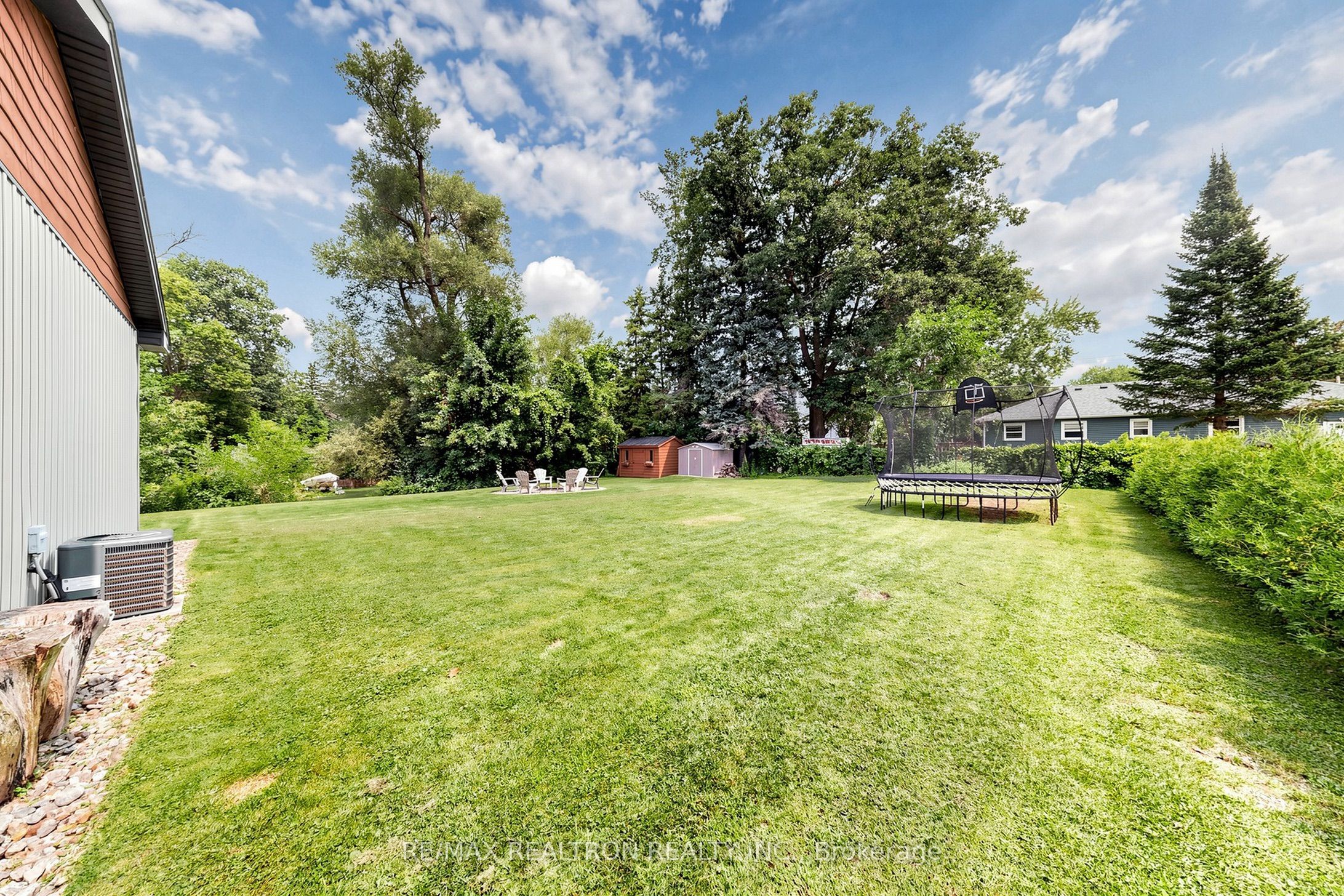 4 Waterbend Drive Property Photo 37
